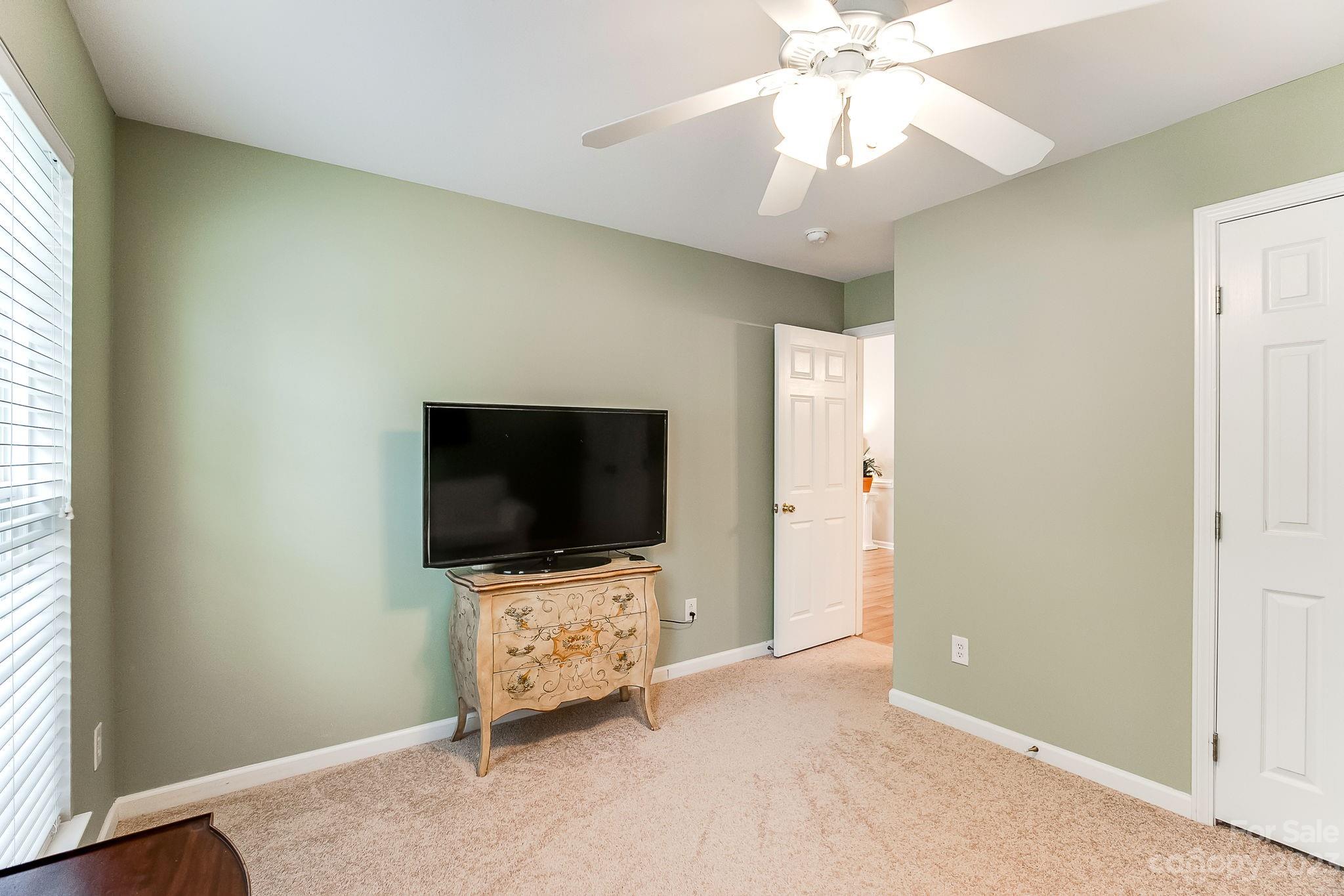 Bethesda Oaks - Residential