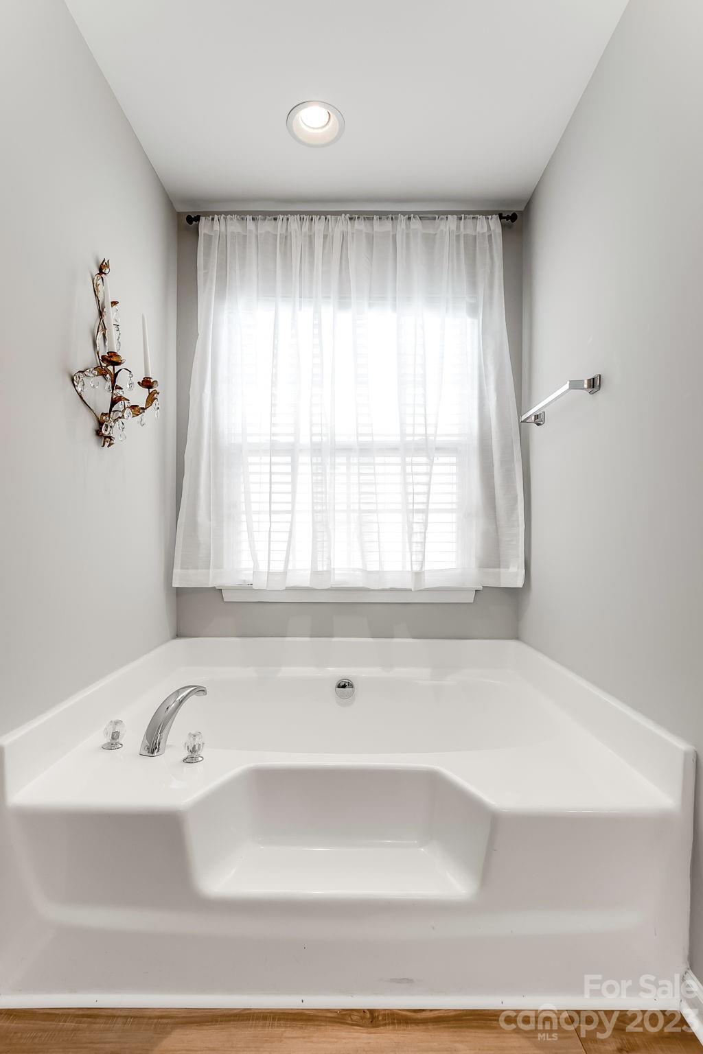 Bethesda Oaks - Residential