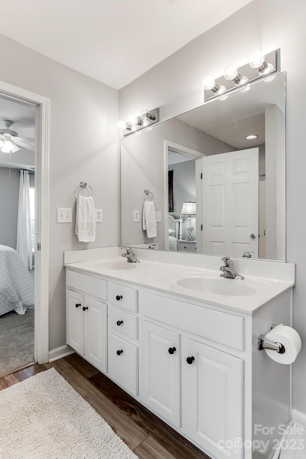 Bethesda Oaks - Residential