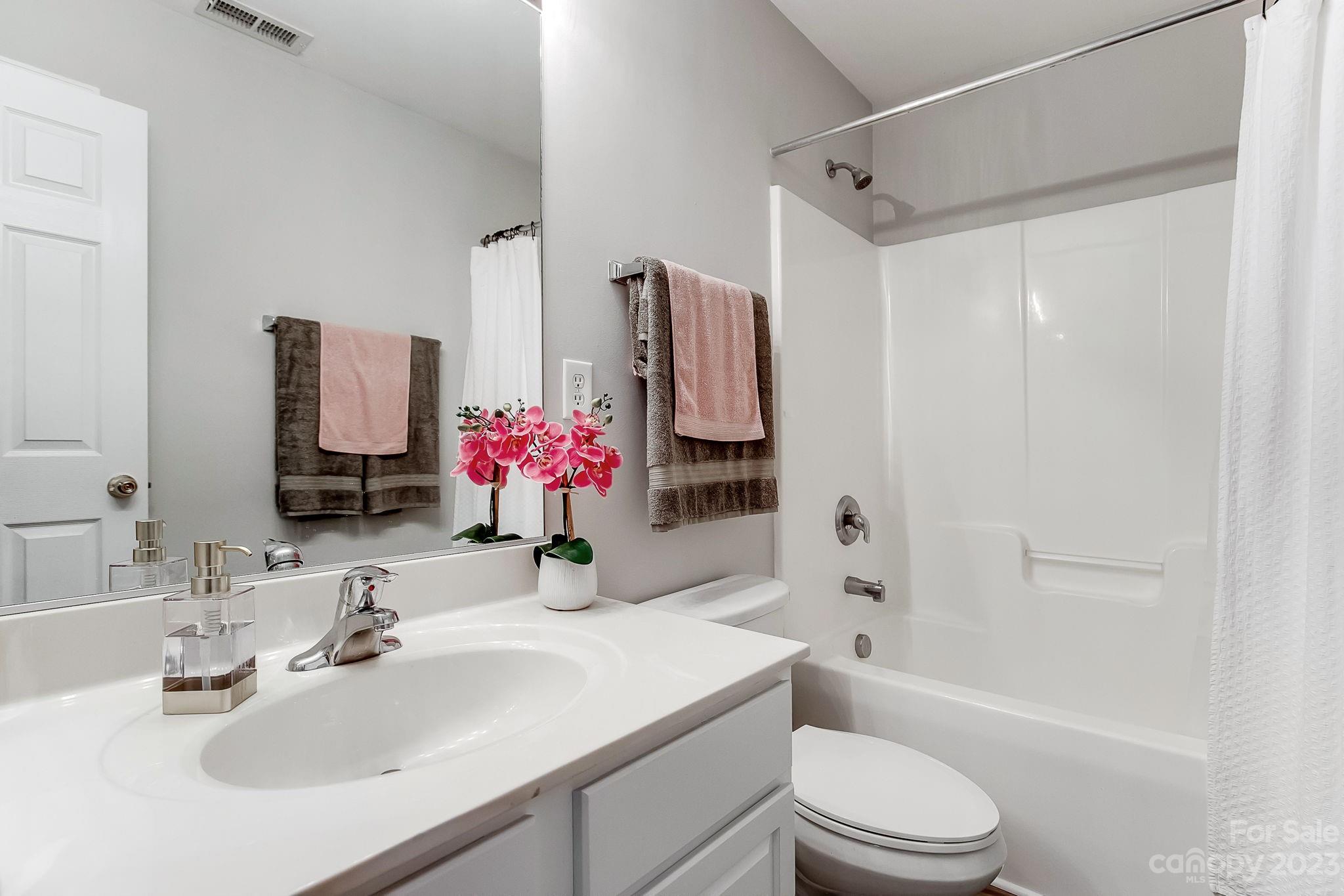 Bethesda Oaks - Residential