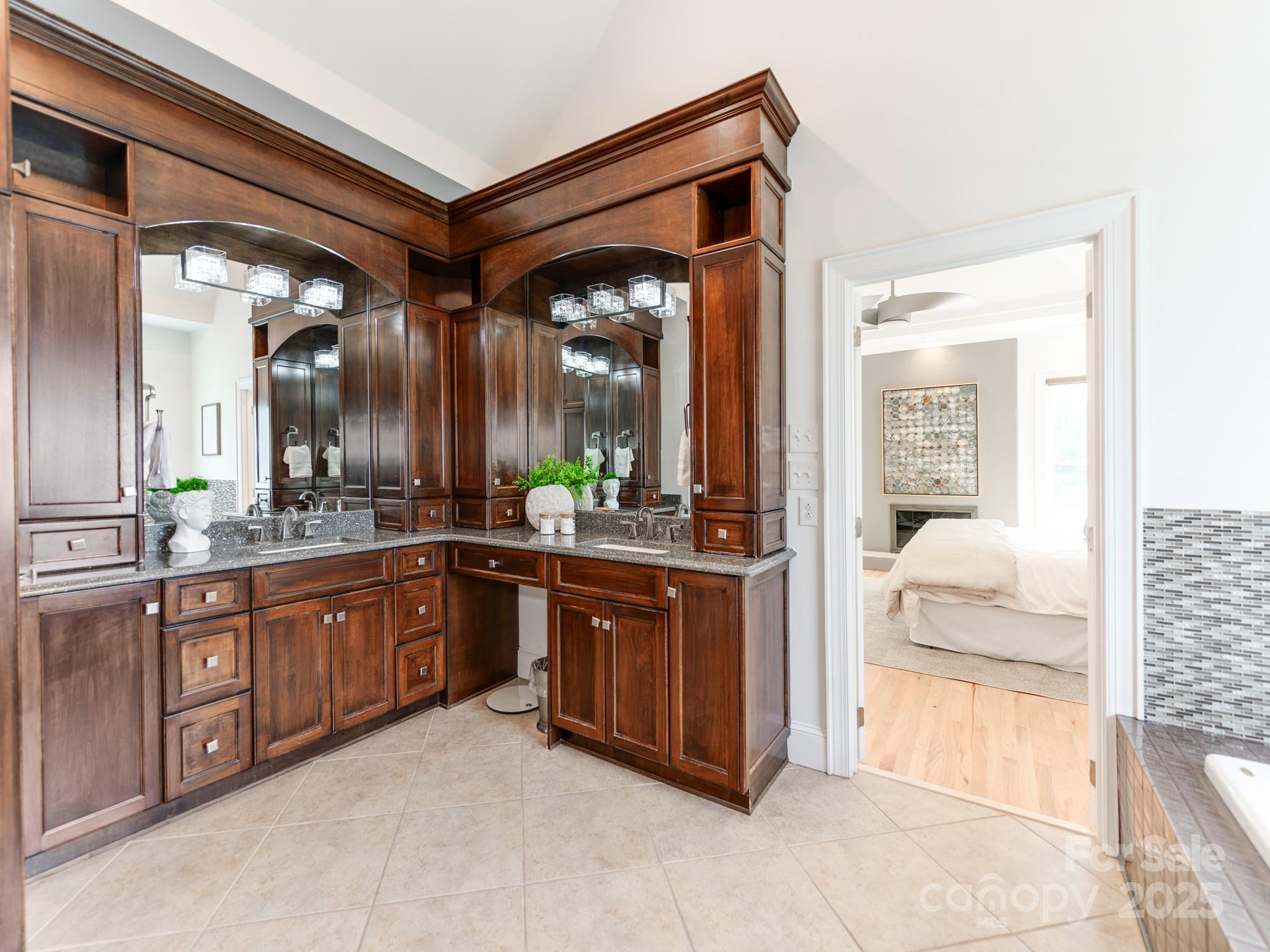 Providence Country Club - Residential