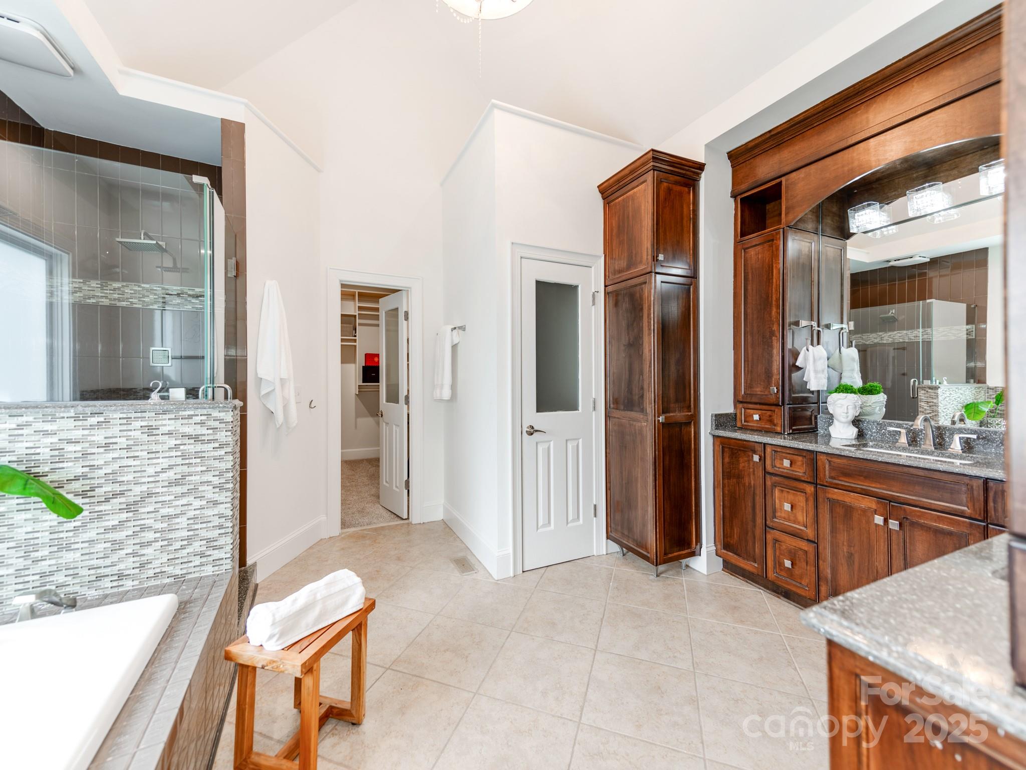 Providence Country Club - Residential