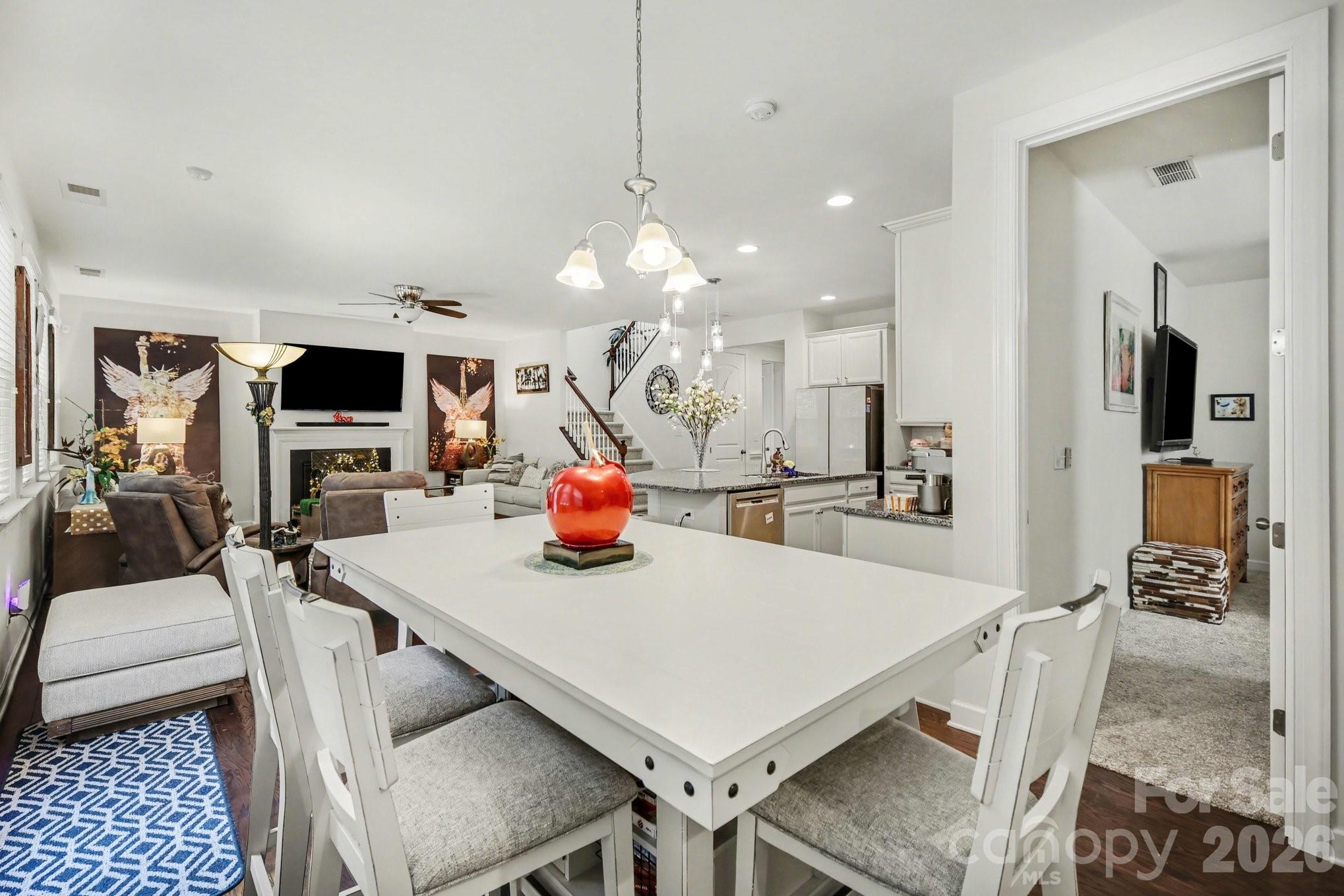 Lake Crest - Residential