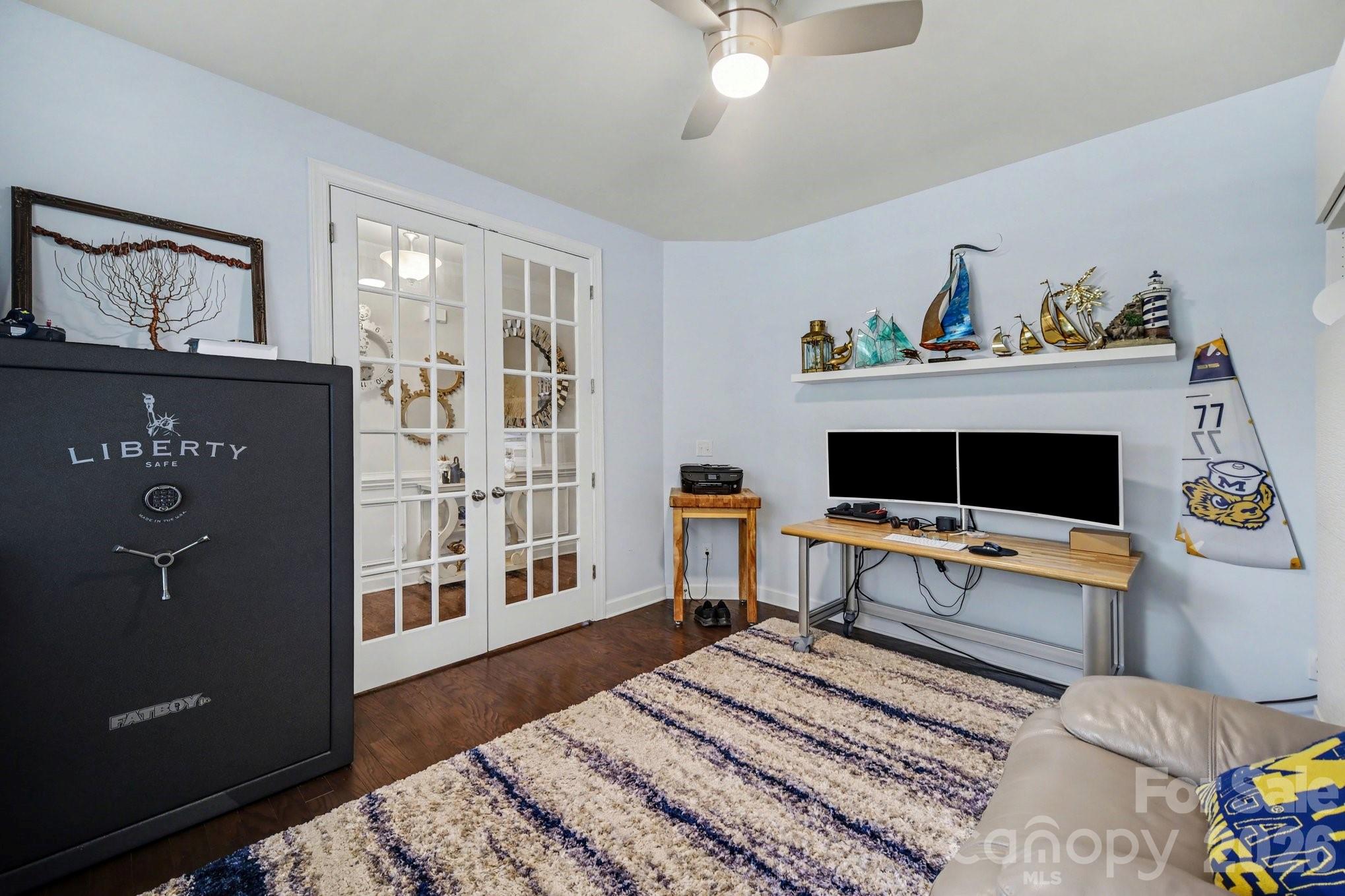 Lake Crest - Residential
