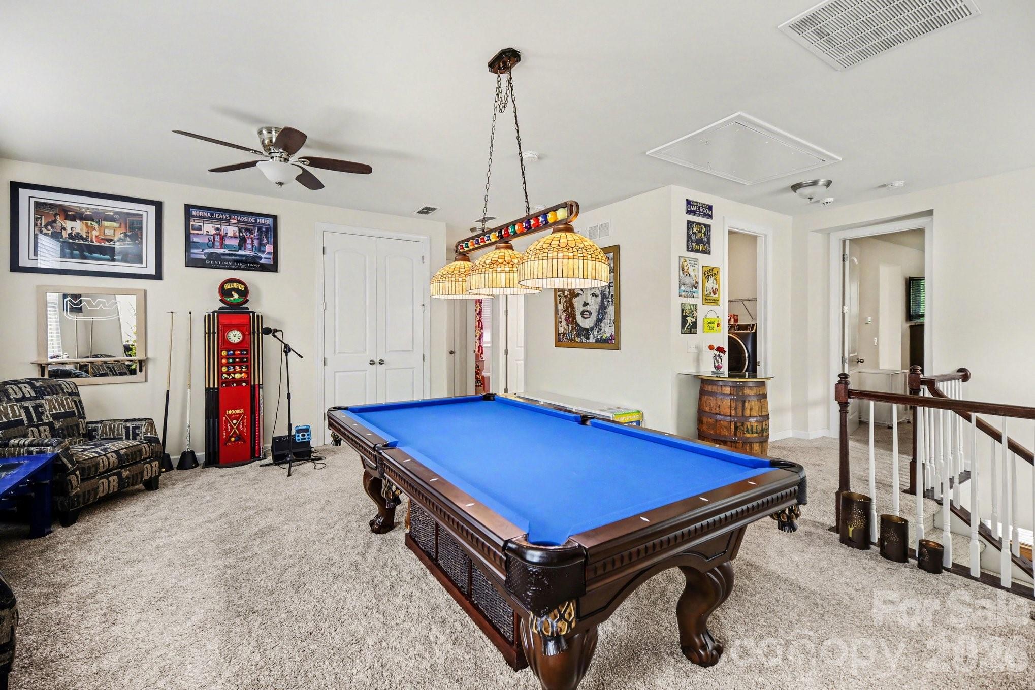 Lake Crest - Residential