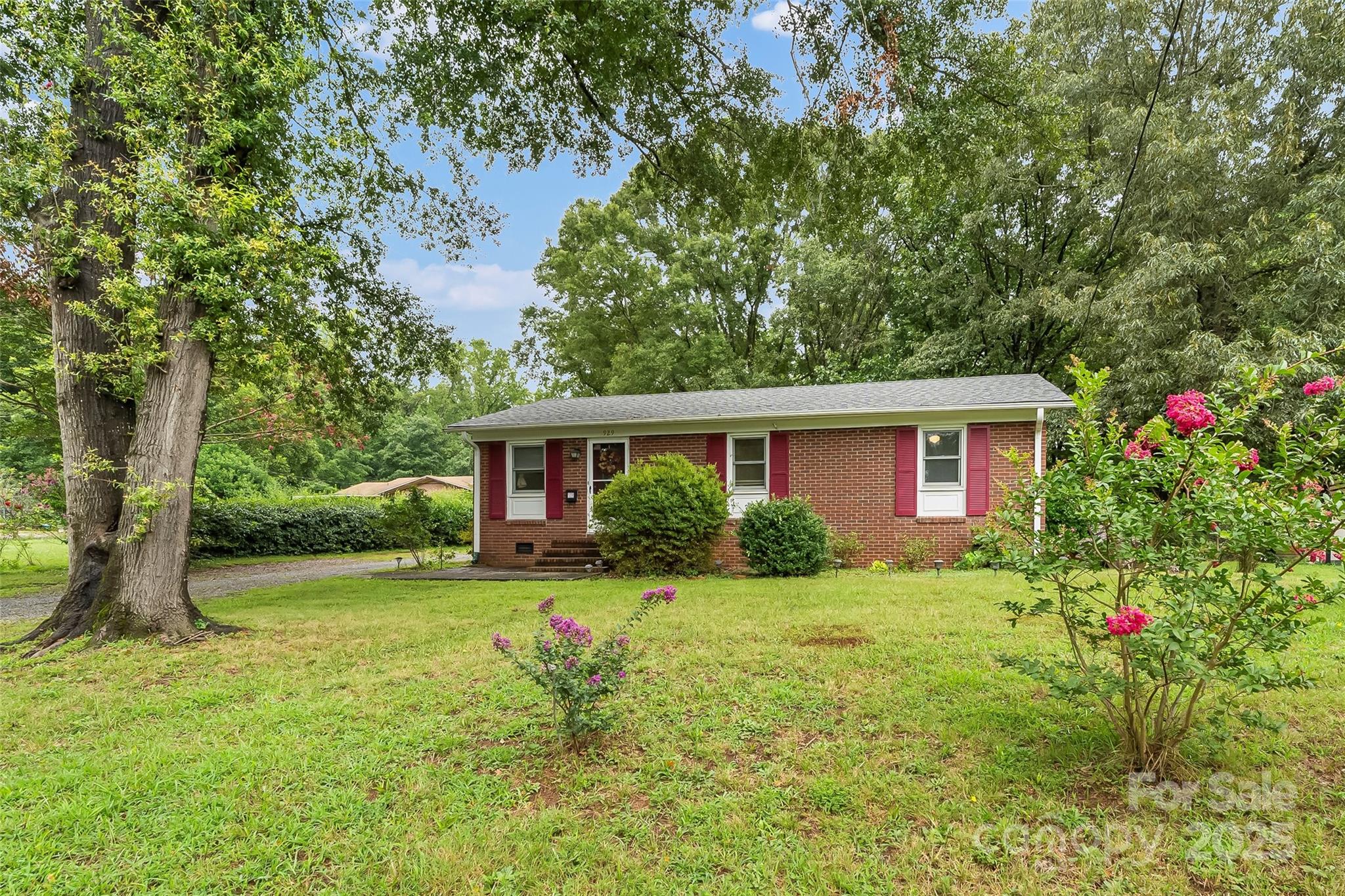 929 3rd Street SE