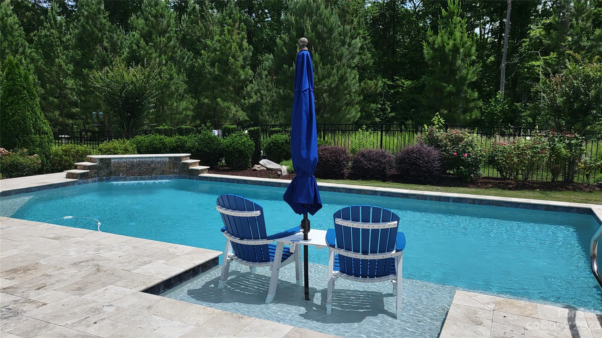 Tree Tops - Residential