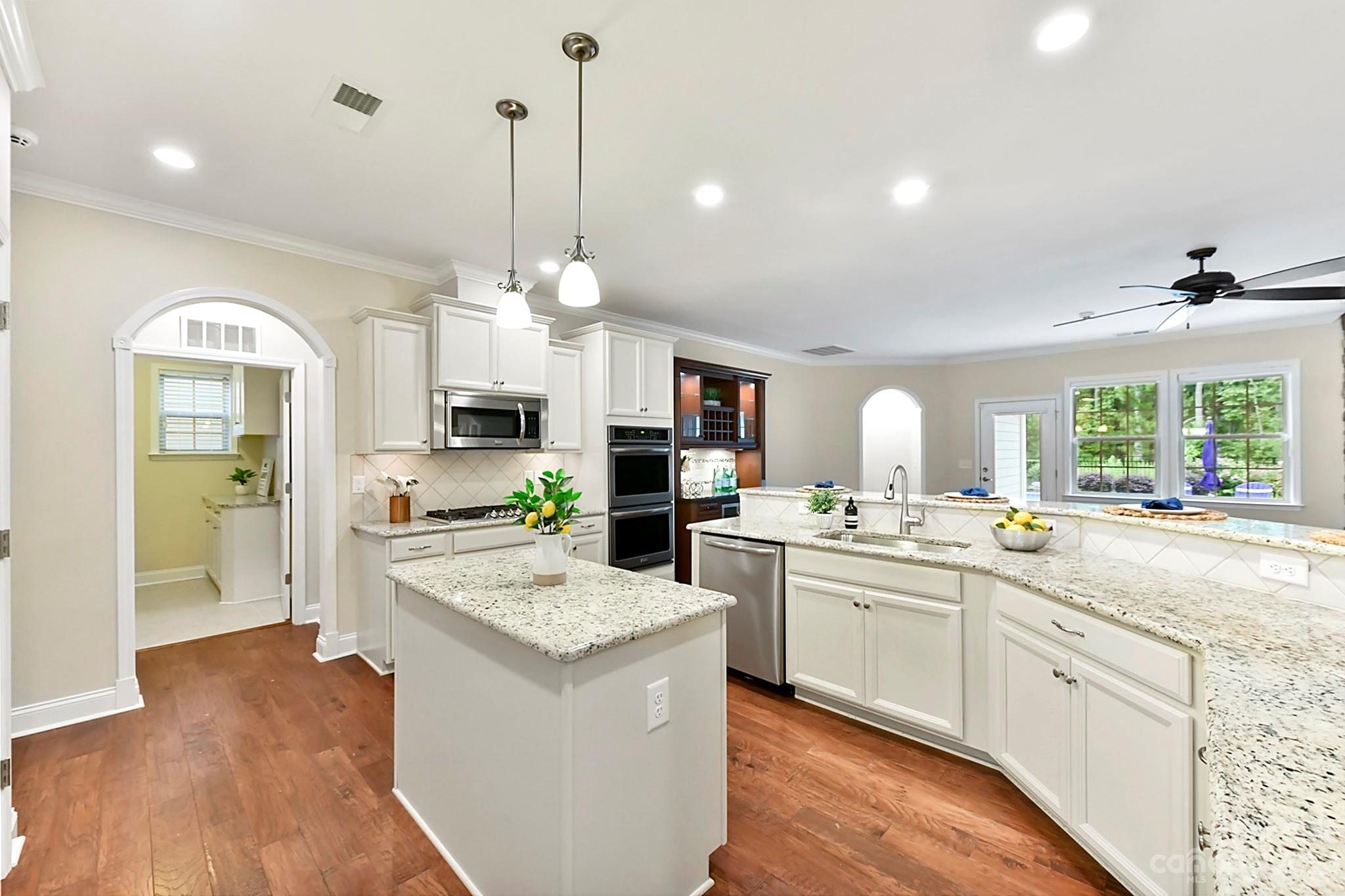 Tree Tops - Residential