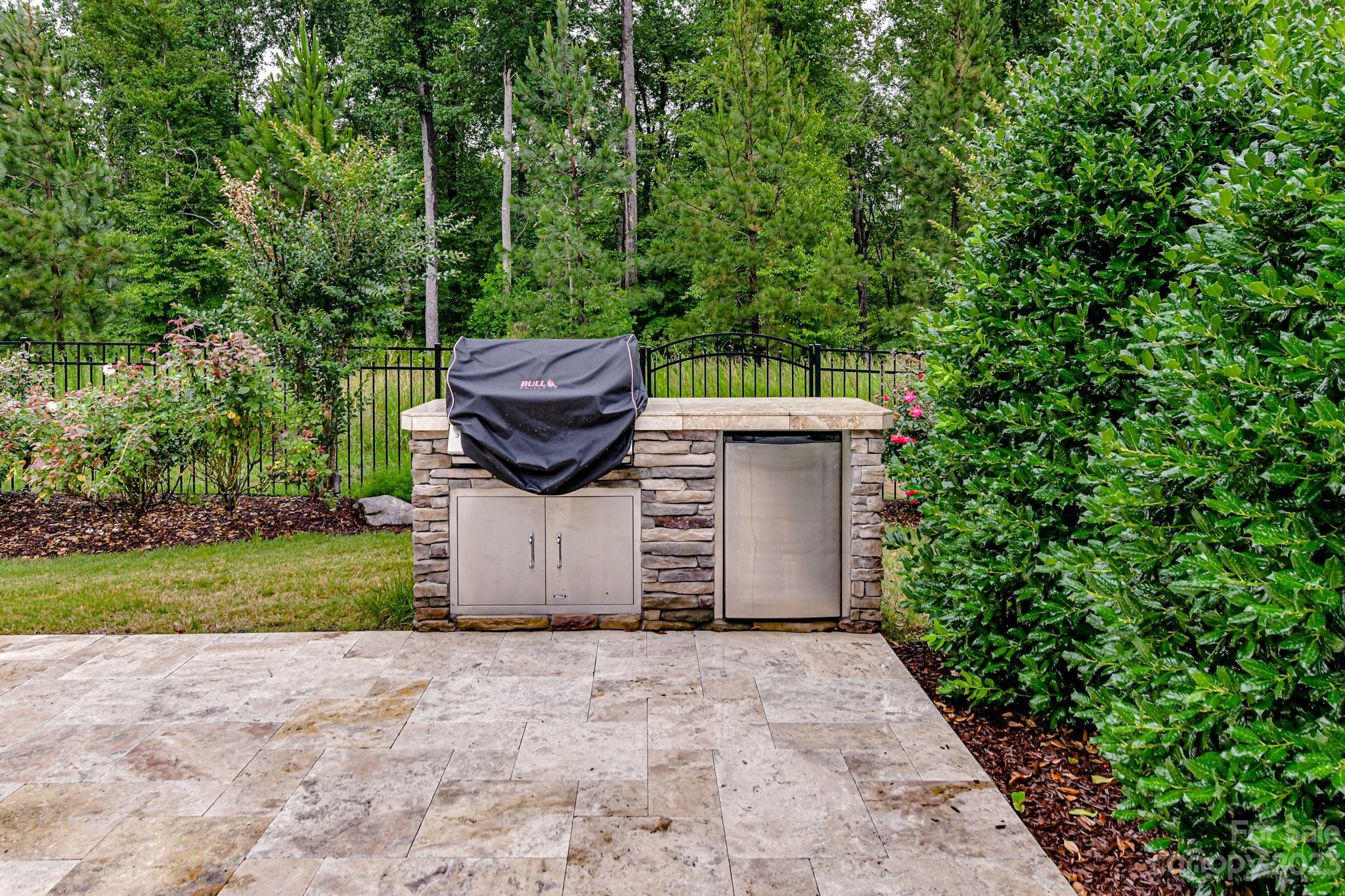 Tree Tops - Residential