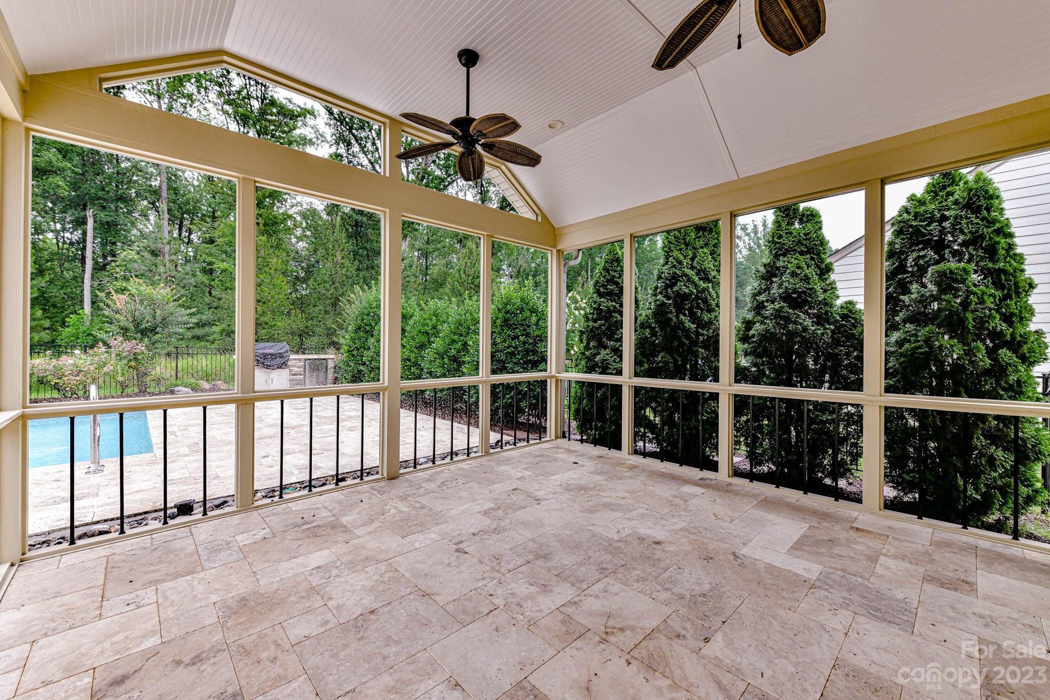 Tree Tops - Residential