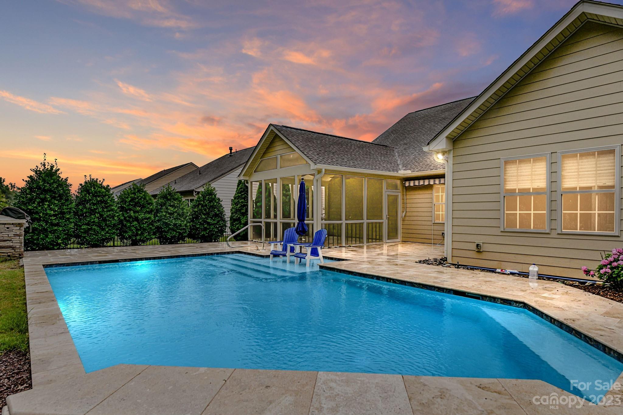 Tree Tops - Residential