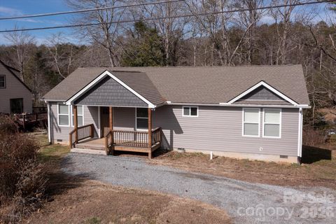 127 Hawthorne Drive Brevard NC 28712