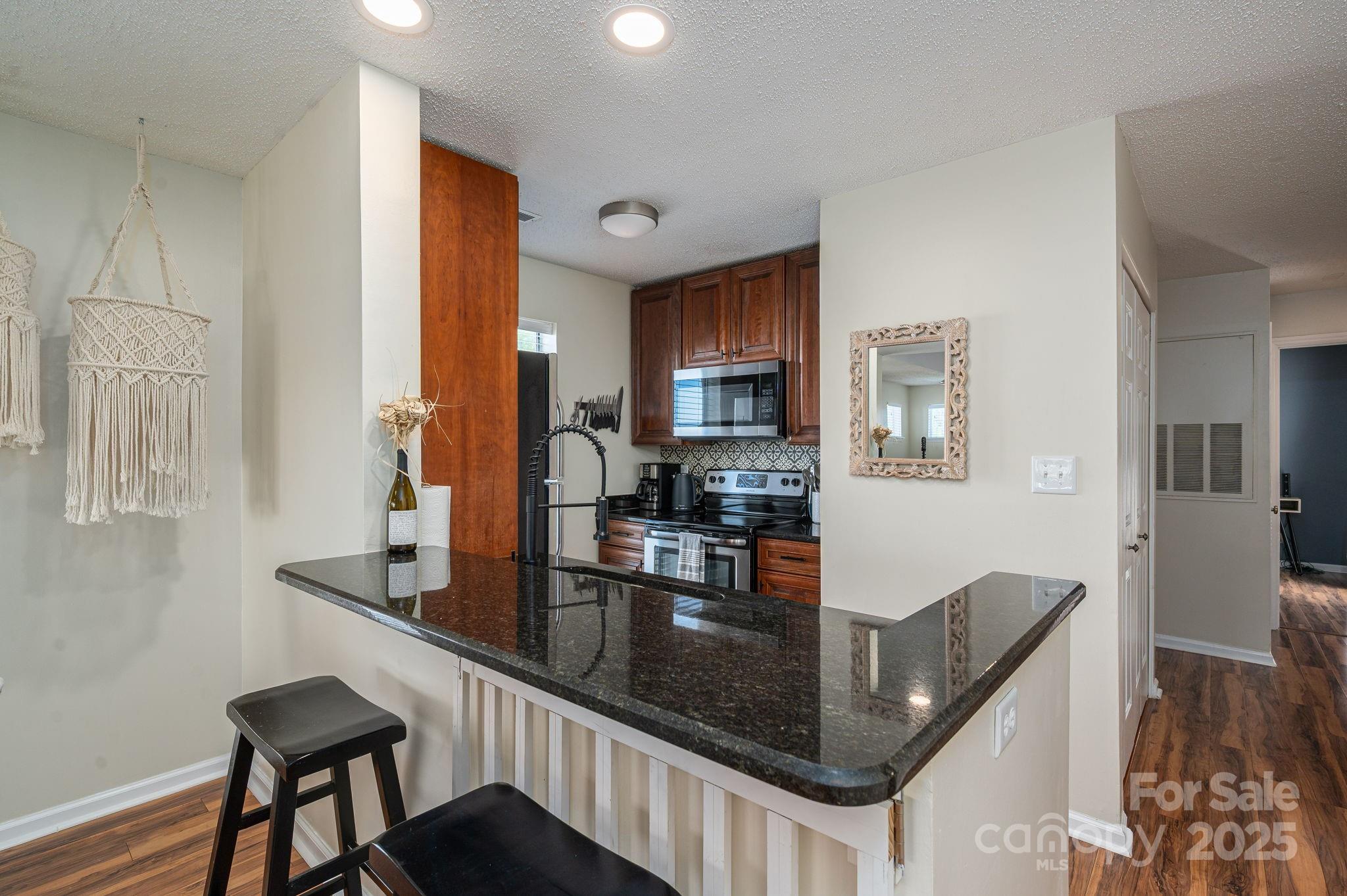 Cornelius, North Carolina 28031, United States, 2 Bedrooms Bedrooms, ,2 BathroomsBathrooms,Residential,Active,112421