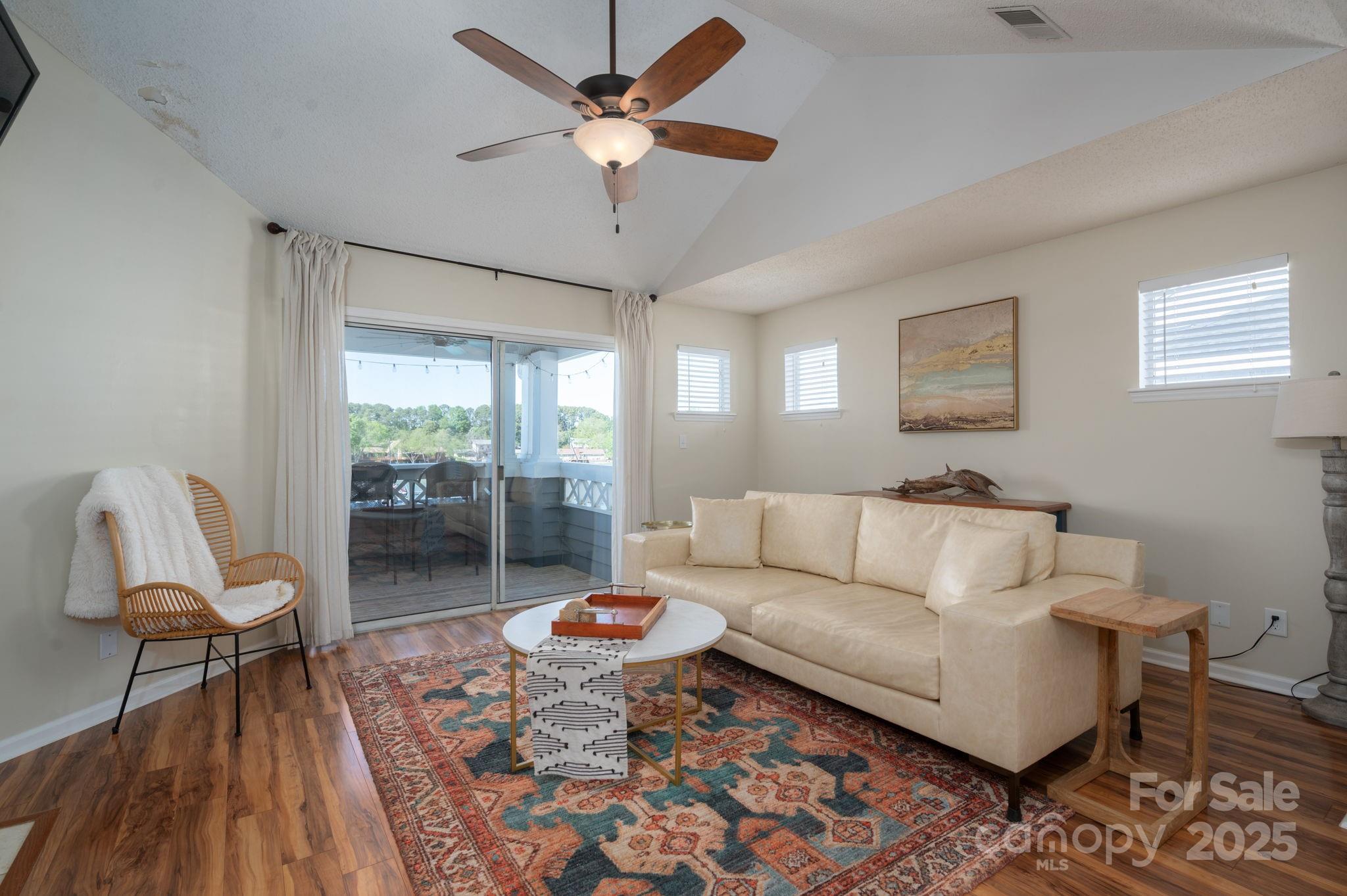 Cornelius, North Carolina 28031, United States, 2 Bedrooms Bedrooms, ,2 BathroomsBathrooms,Residential,Active,112421