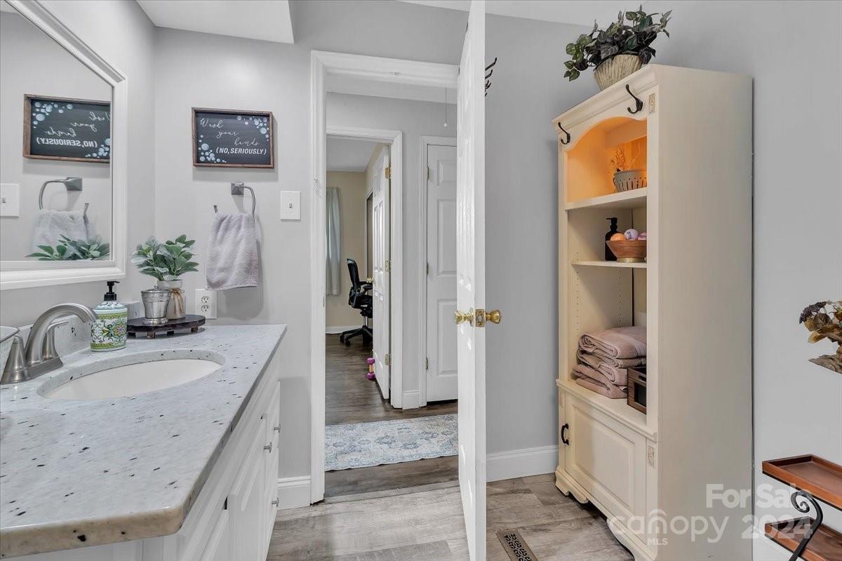 Midbrook - Residential