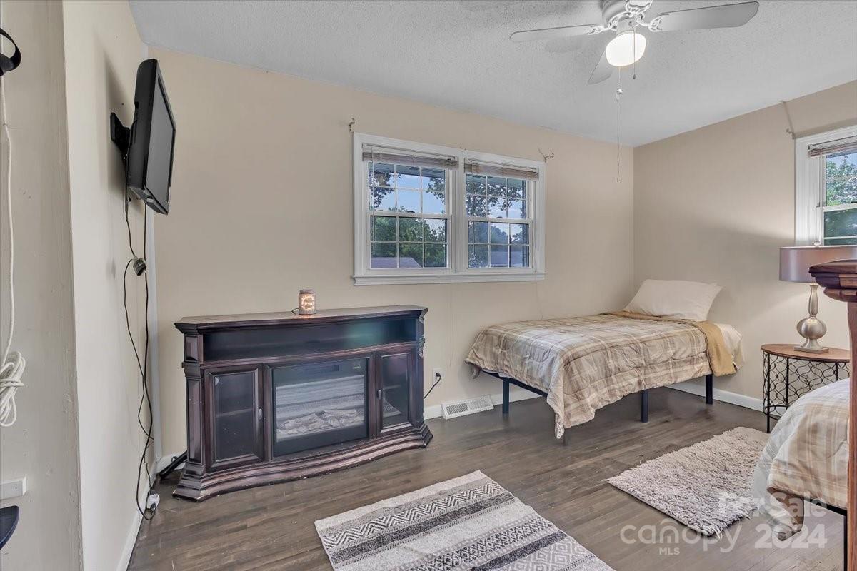 Midbrook - Residential