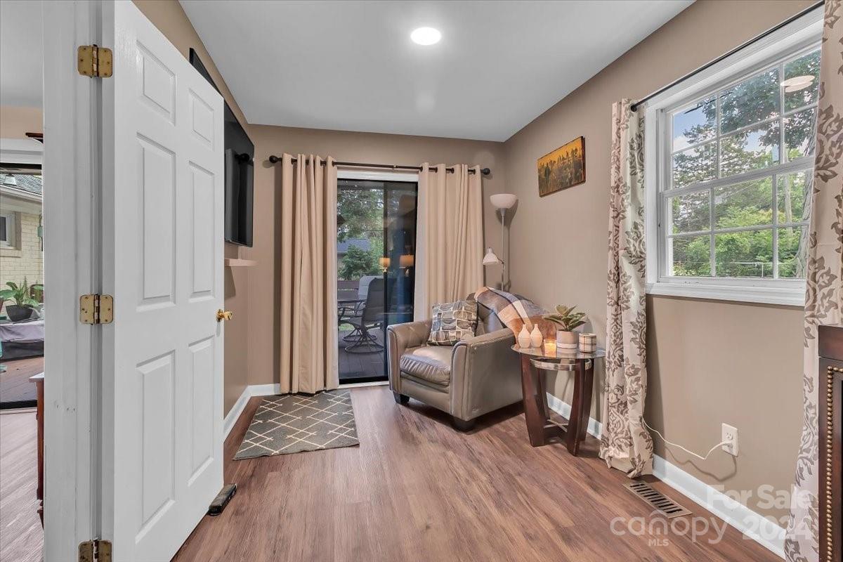 Midbrook - Residential