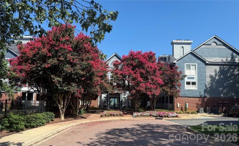 Photo of 525 N Graham Street #2E, Charlotte, NC 28202 (MLS # 4402767)