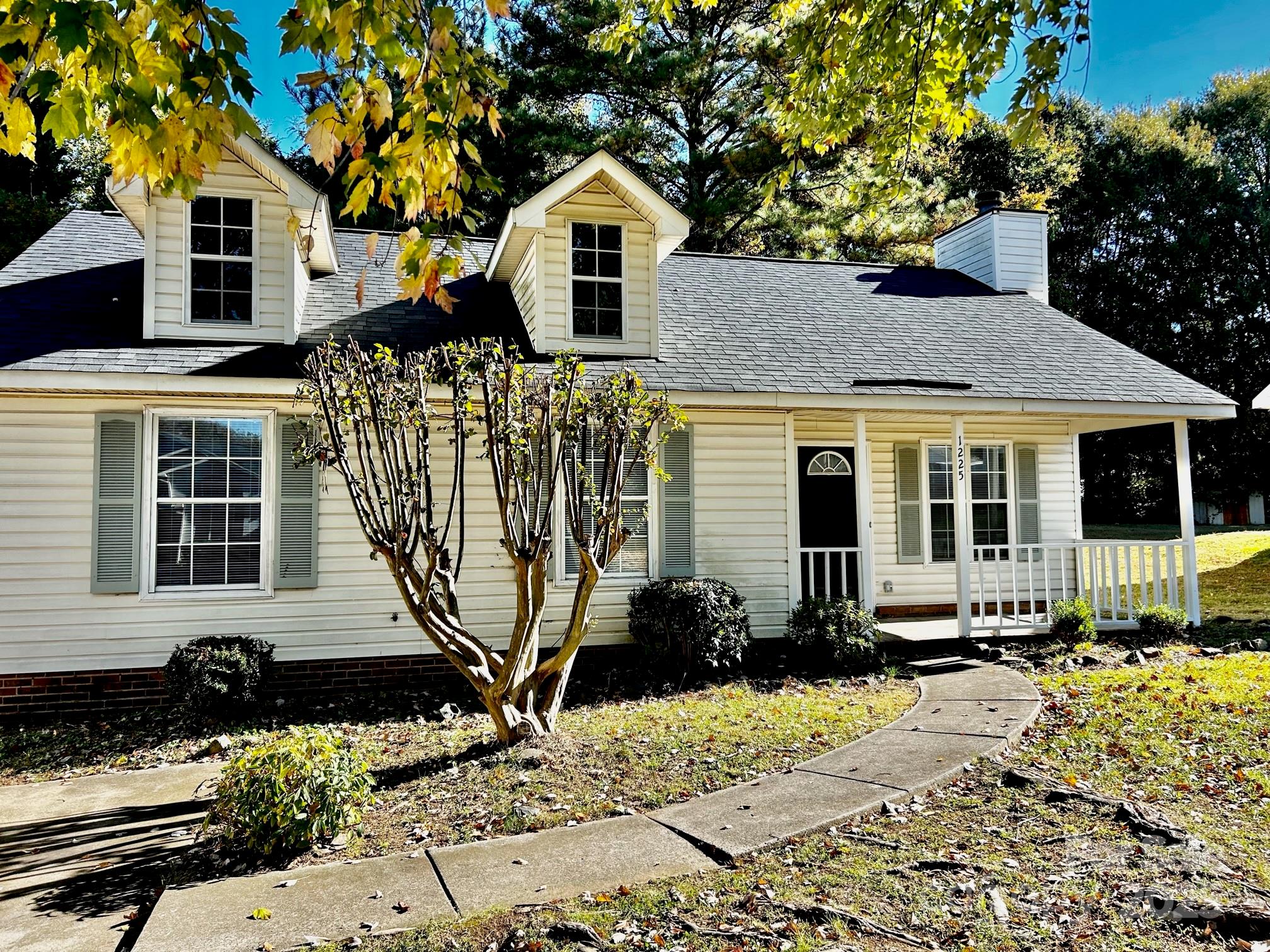 1225 Eagles Landing Drive