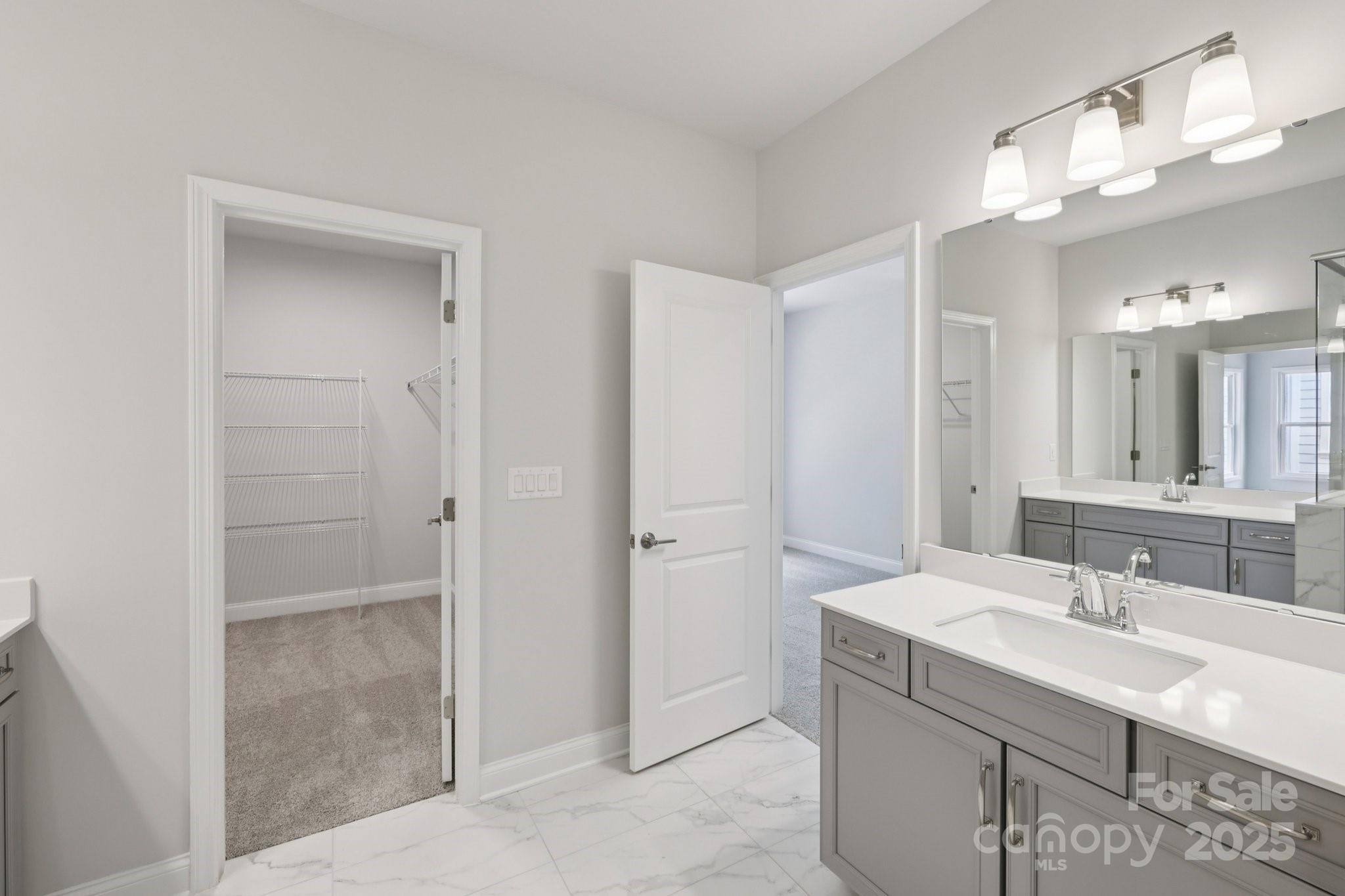 Walk23 - Residential