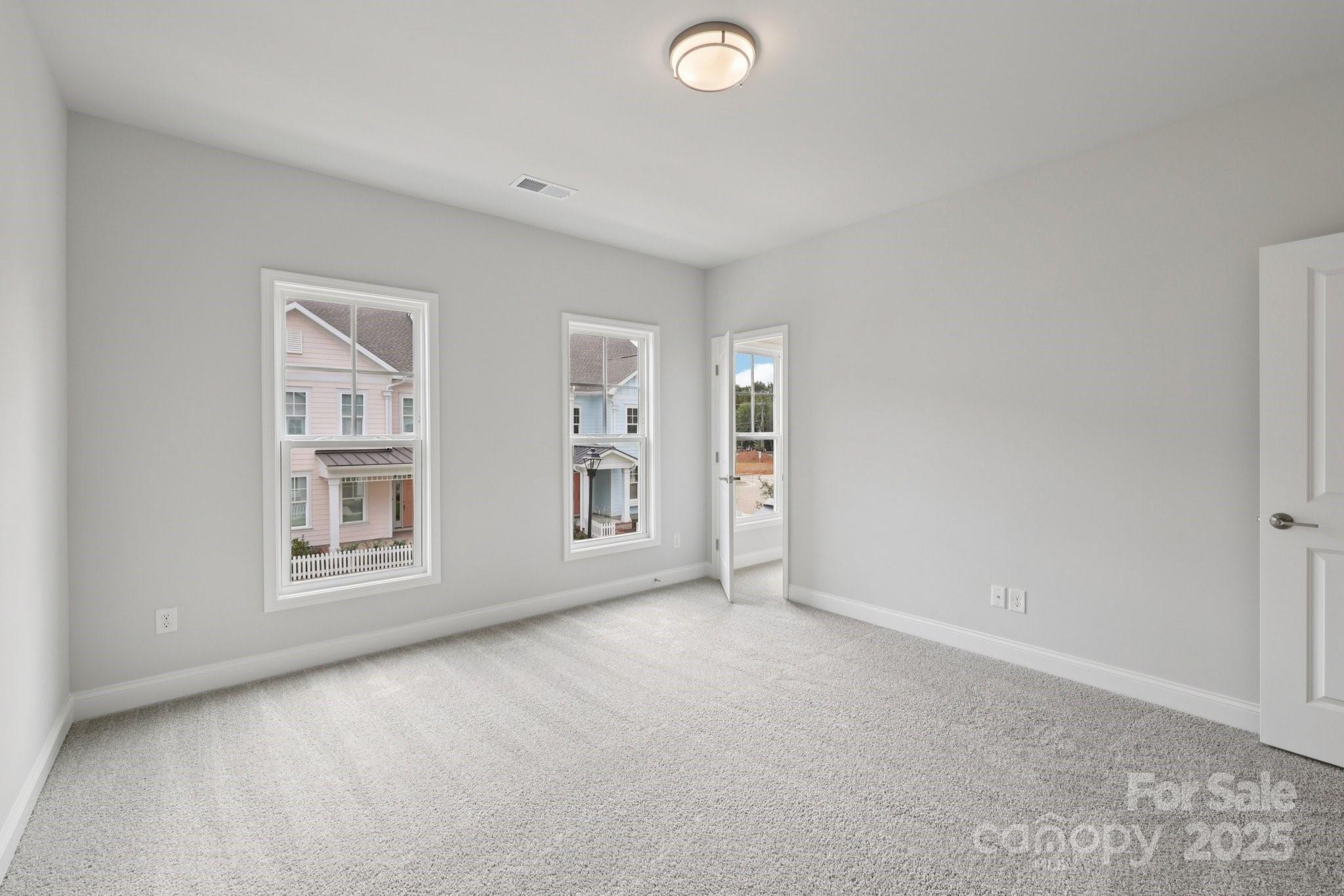 Walk23 - Residential