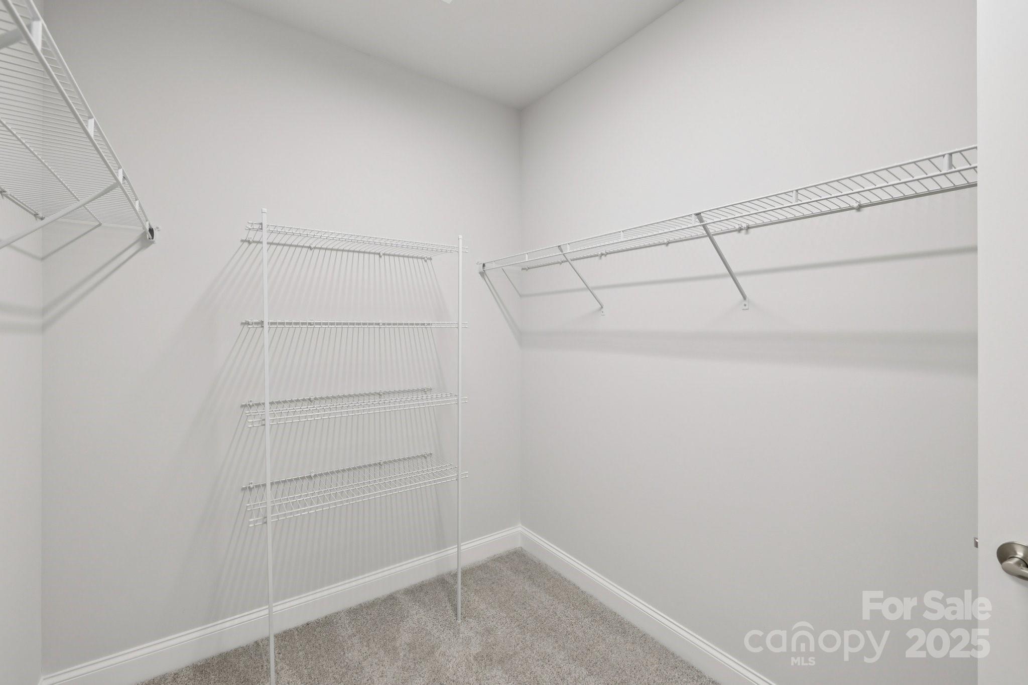 Walk23 - Residential