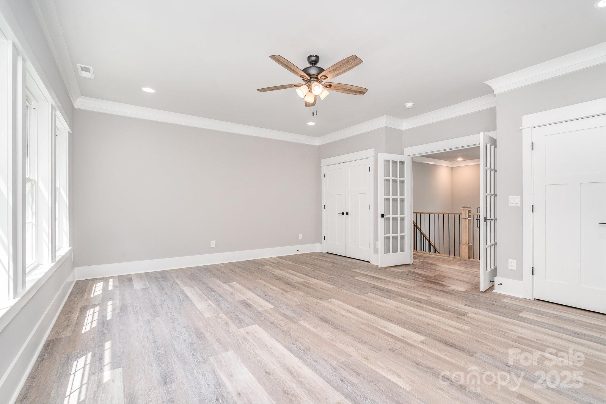 Edgewater - Residential