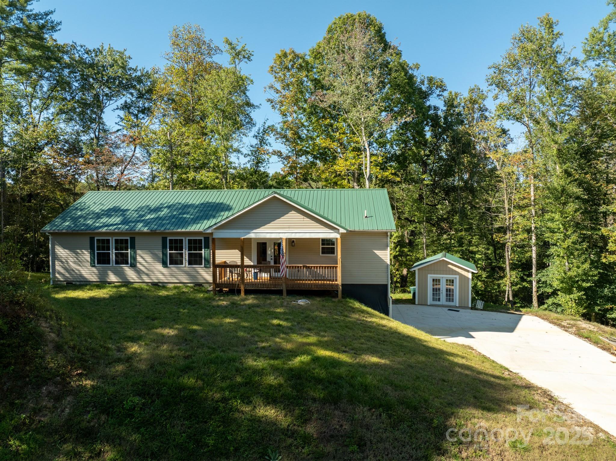 1036 Williamsburg Drive