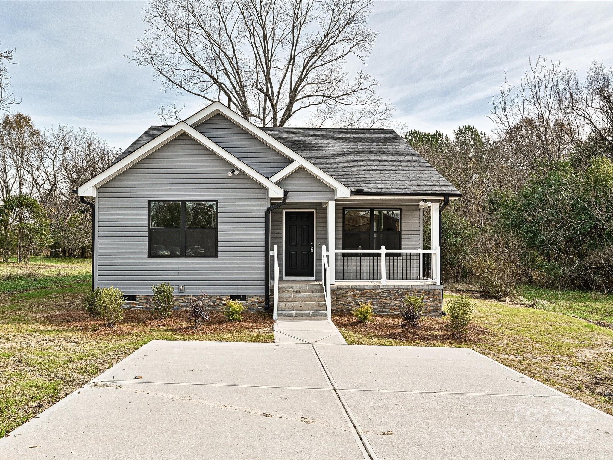 409 Mint Street