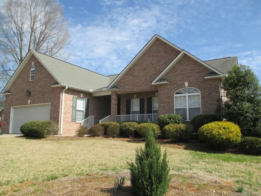 Beautiful home in Crescent Golf Community. Living room w/gas log fireplace, kitchen & breakfast room, formal dining room, study with built in desk & bookshelves. Master suite has sitting room, tray ceiling, private bath with garden tub & separate shower. Walk-in closet & double sinks. Hardwood floors, new carpet in bedrooms, plantation blinds, back deck, double attached garage with storage shelves. Lawn irrigation system. Includes both parcel 326G017 & 326G018 for a total tax value of $291,961.