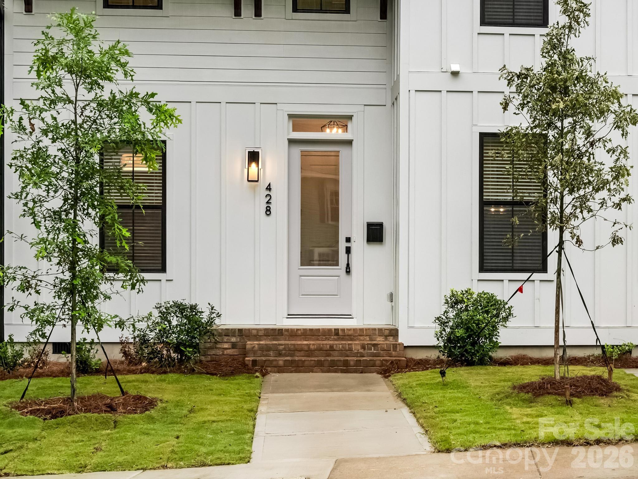 428 Woodvale Place