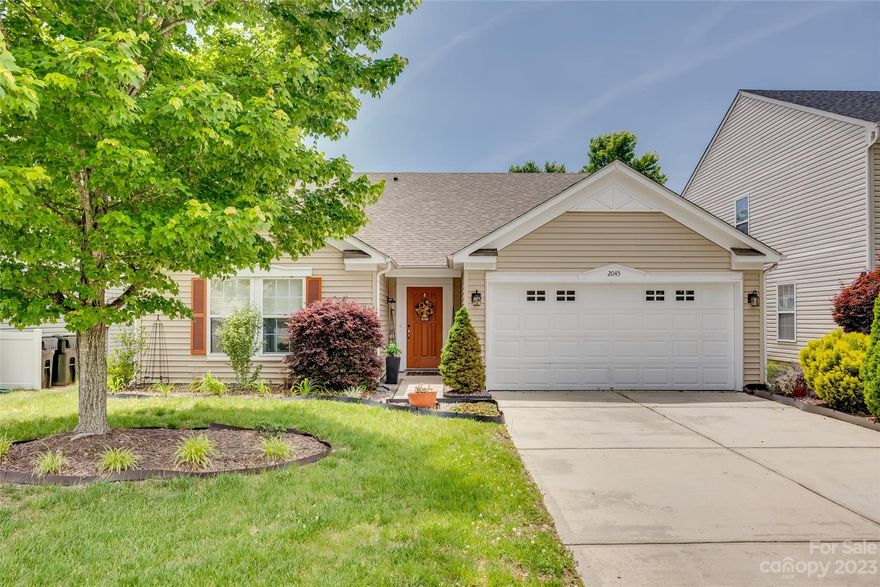 **MULTIPLE OFFERS RECEIVED** Enjoy the coziness of this adorable one story flexible floor plan with 4 bedrooms, where one is being used as a spacious office with a customized closet. The upgraded floors are neutral, move in ready on-trend paint and tall ceilings. The stacked stone gas fireplace and living room opens to the entertainer's gourmet kitchen. Generous pantry and cabinets allow for extra storage. Expansive owner’s suite boasts a spa-like bathroom with a large walk-in closet. Fully fenced backyard includes a deck and low maintenance landscaping. Located in award winning Fort Mill School District, LOW taxes, close to highway access, restaurants, shopping, recreation and entertainment.