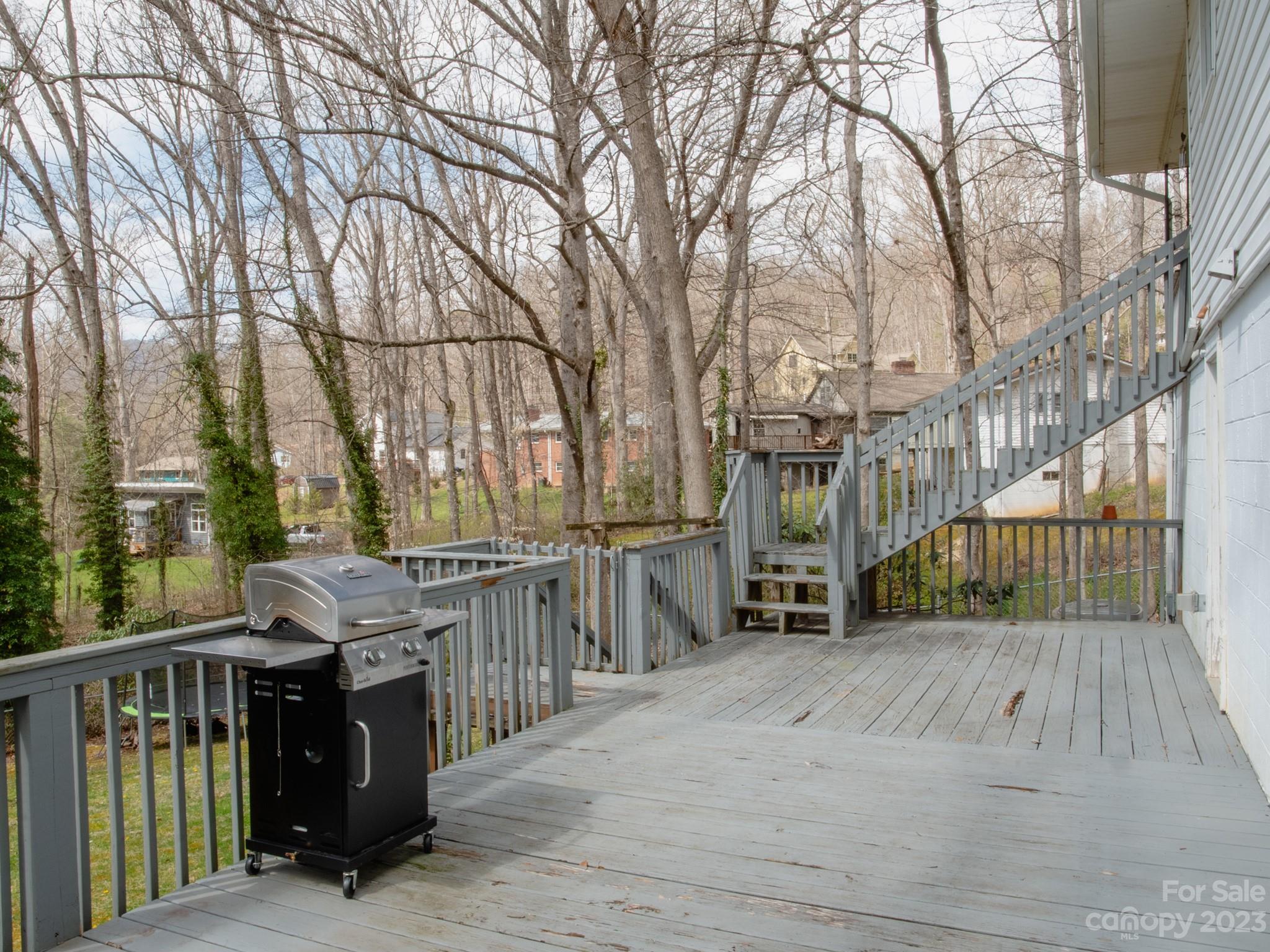 Thomas Park - Residential