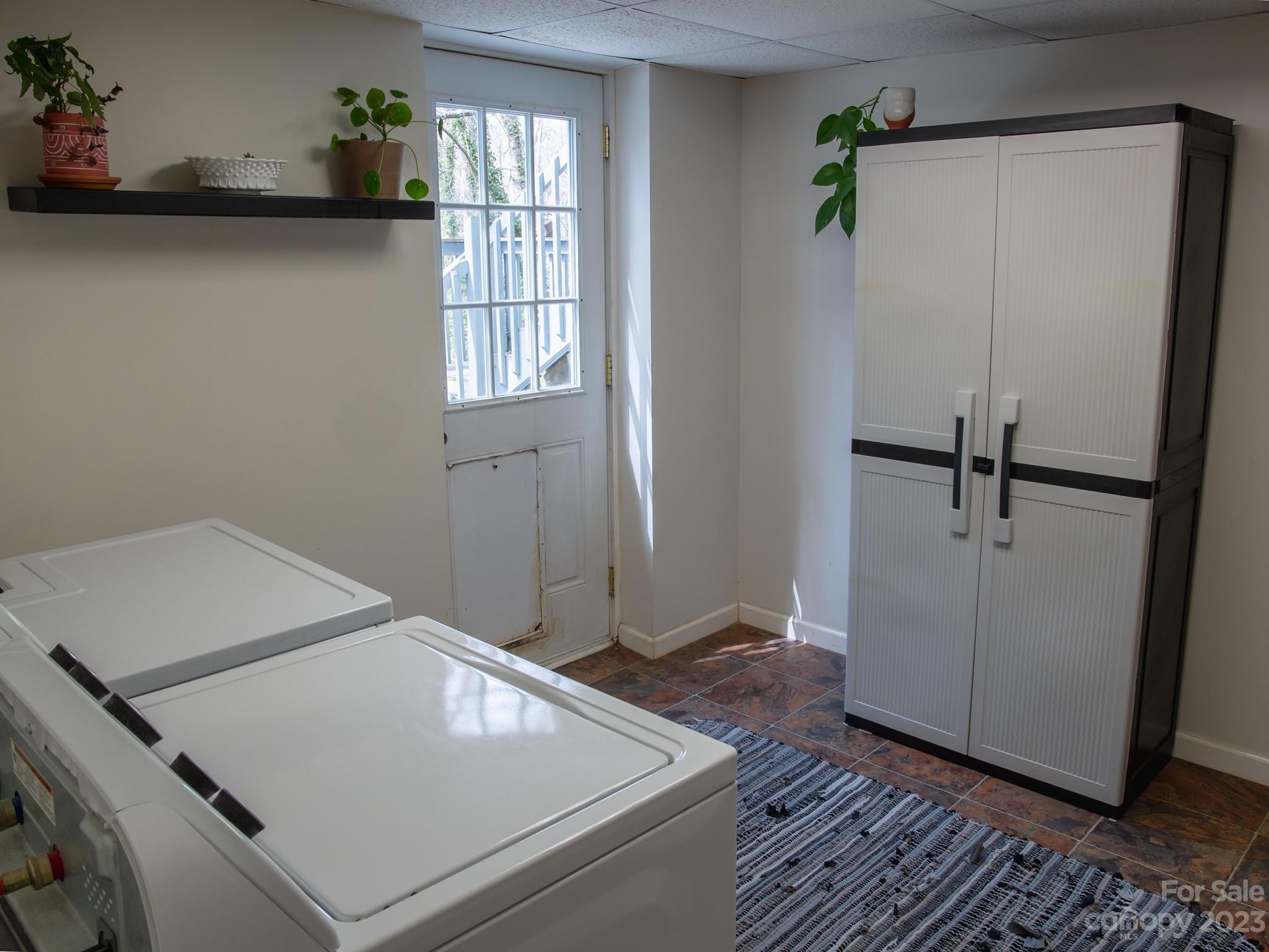 Thomas Park - Residential