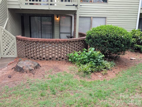 Photo of 1600 Sharon Road, Charlotte, NC 28210 (MLS # 4390327)