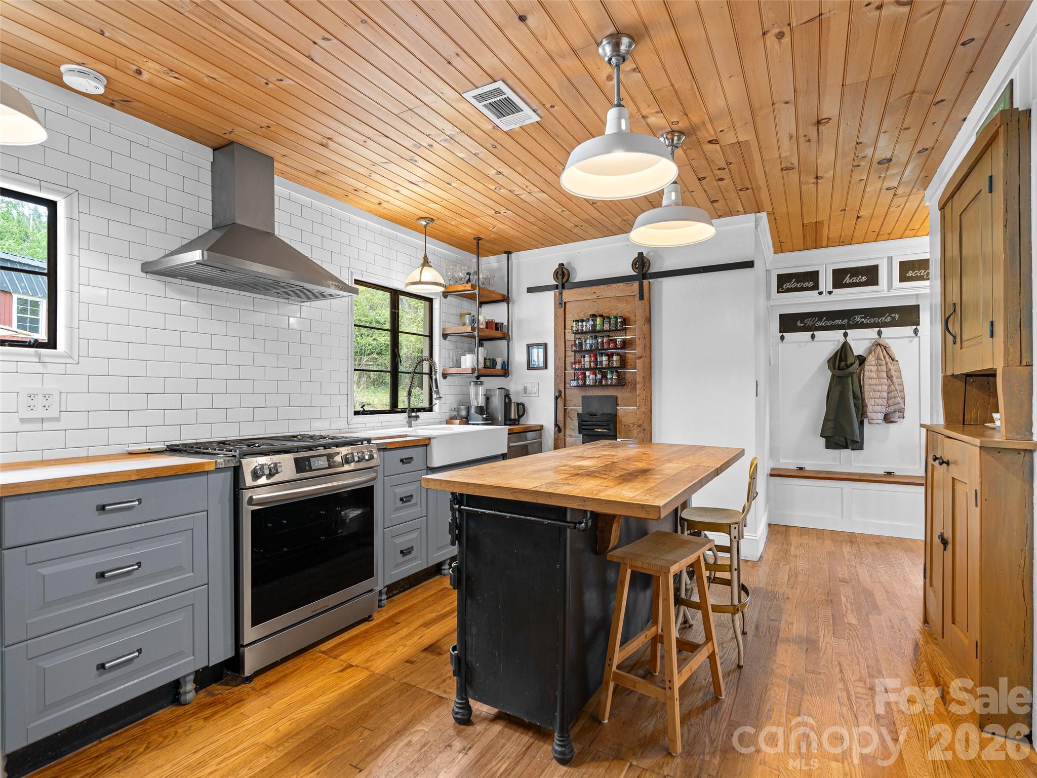 Haw Creek - Residential