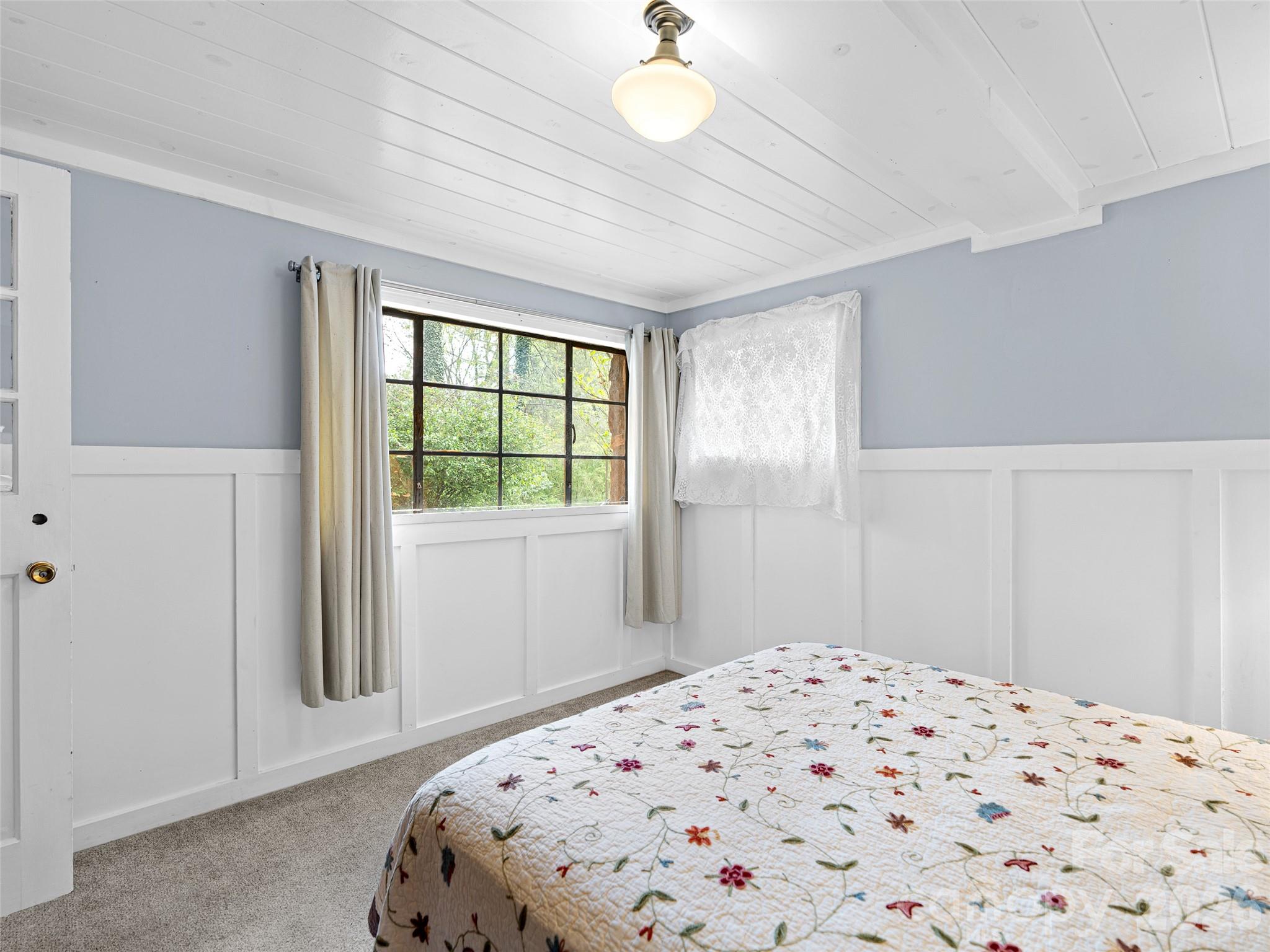 Haw Creek - Residential