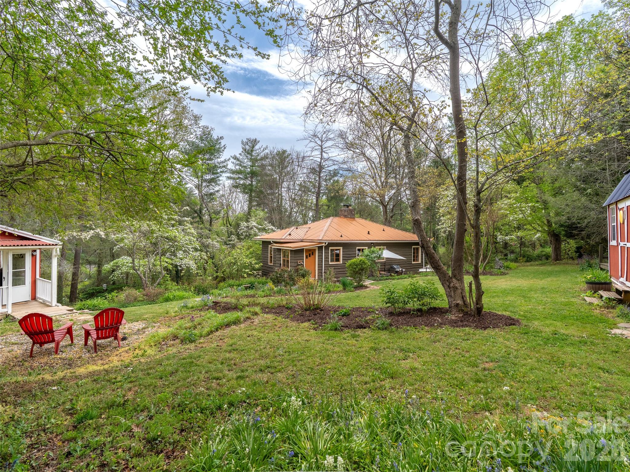 Haw Creek - Residential