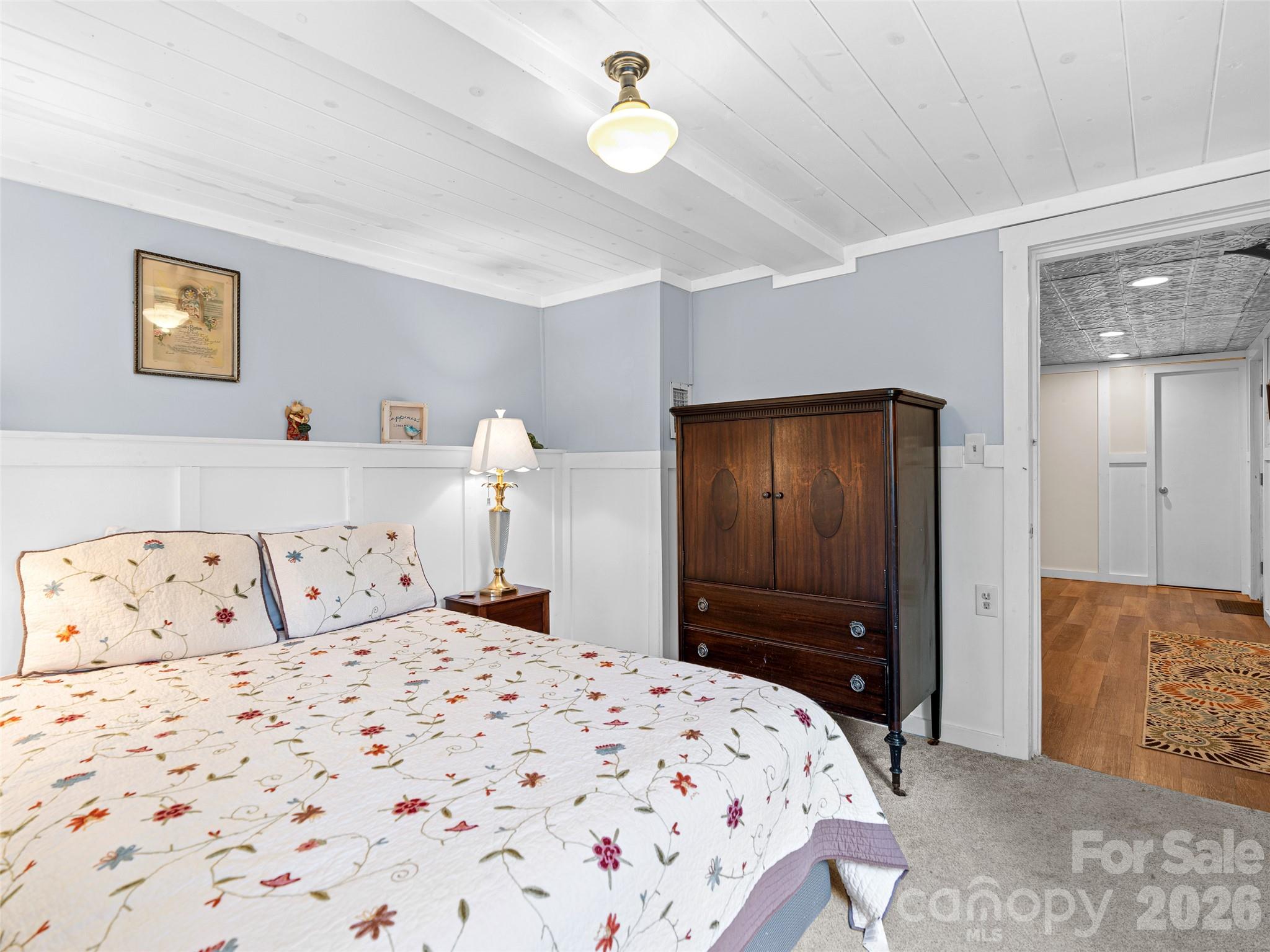 Haw Creek - Residential