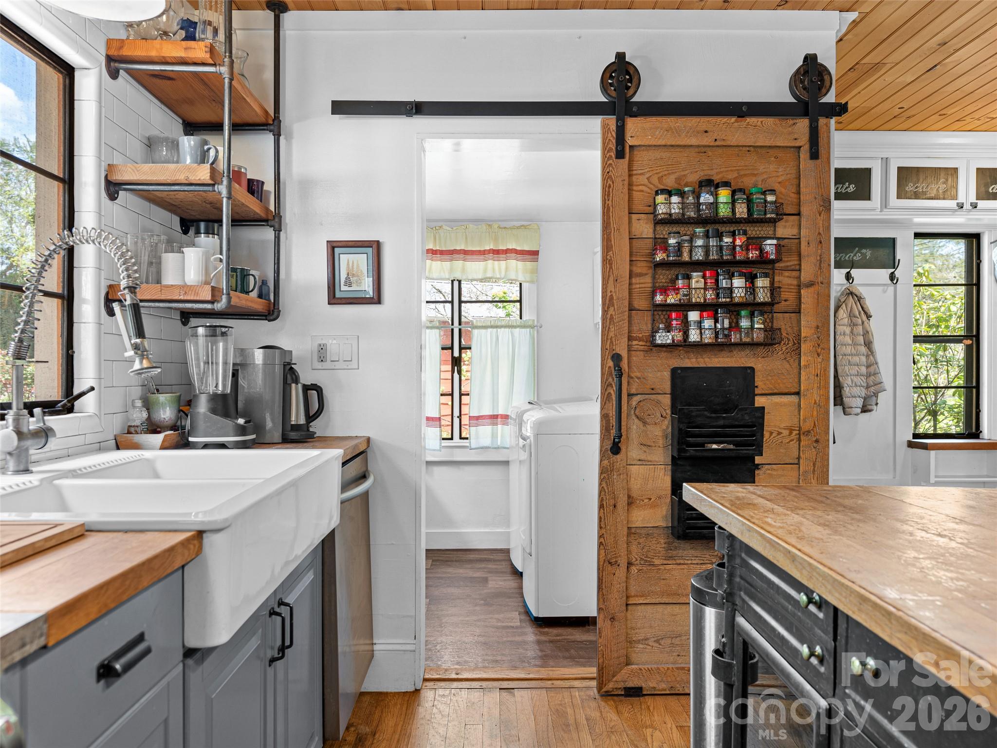 Haw Creek - Residential