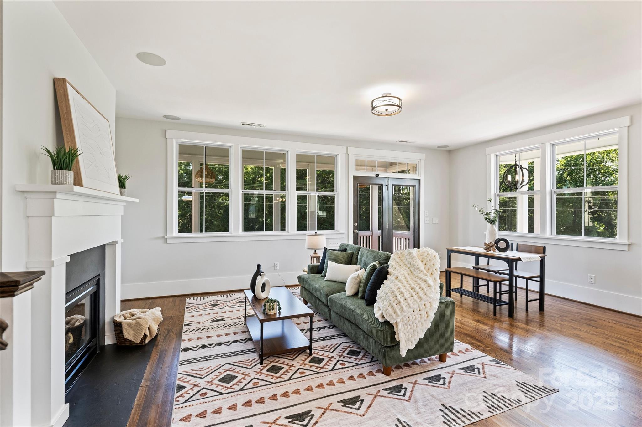 Riverwalk - Residential