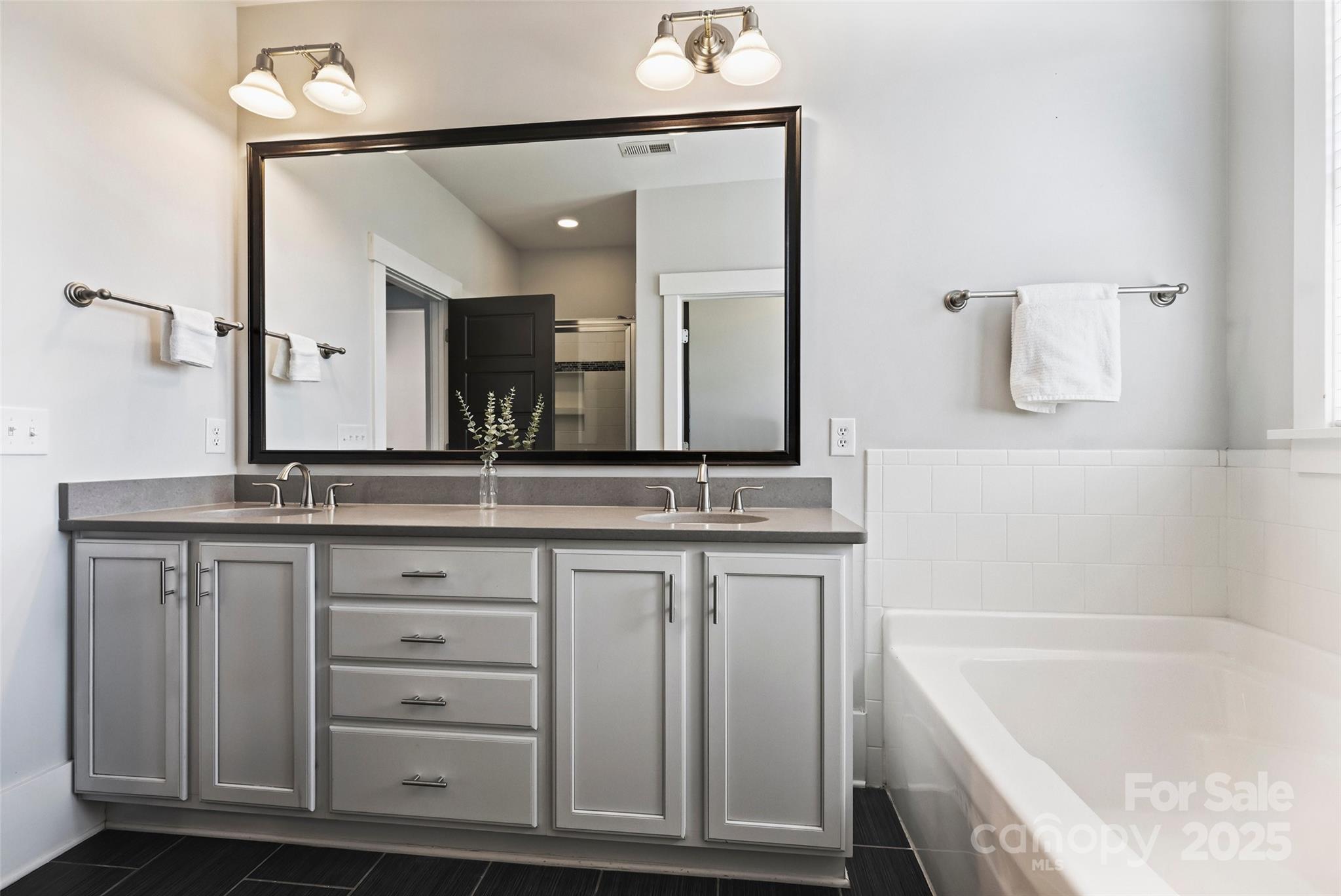 Riverwalk - Residential