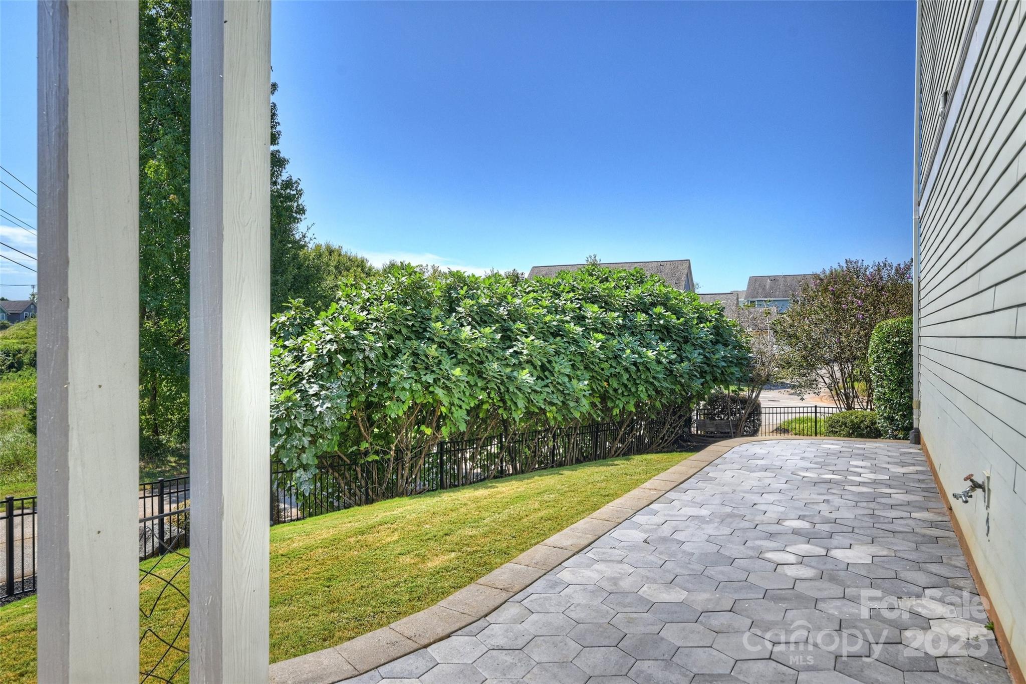 Riverwalk - Residential