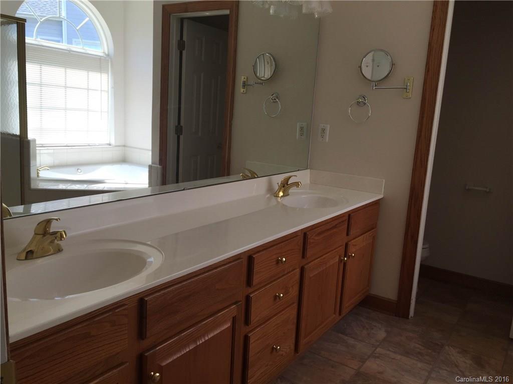 Regent Park - Residential Lease