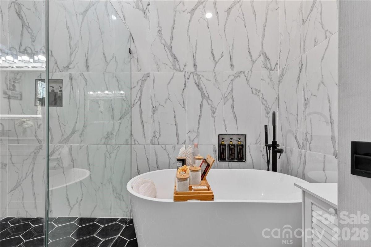 Thompson Brook - Residential