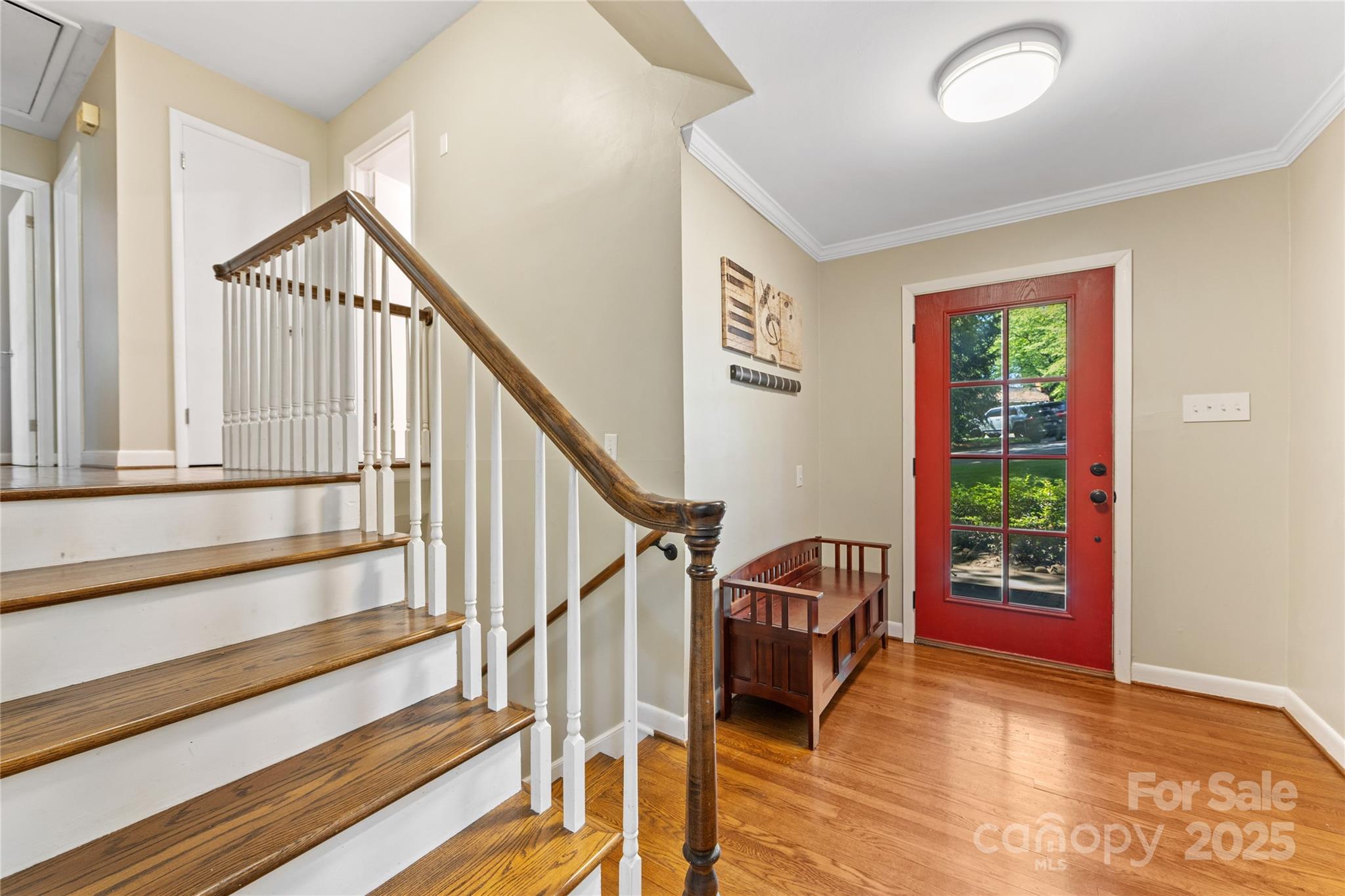 3329 Winnipeg Circle