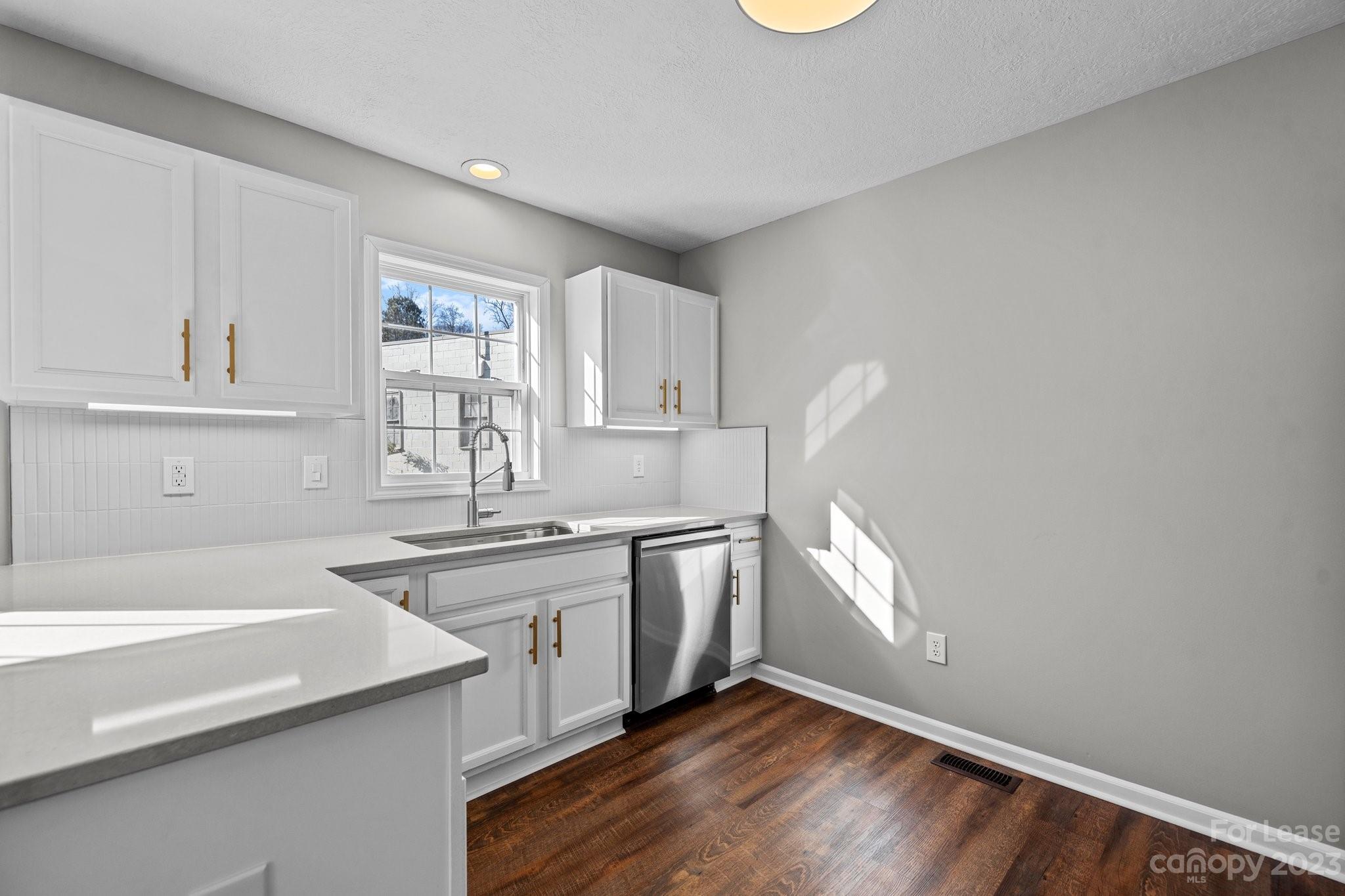 Reid Park - Residential Lease