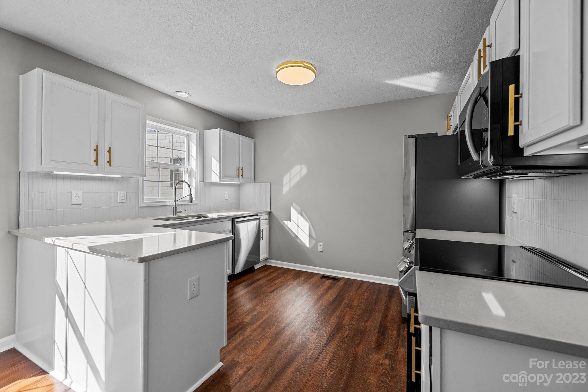 Reid Park - Residential Lease