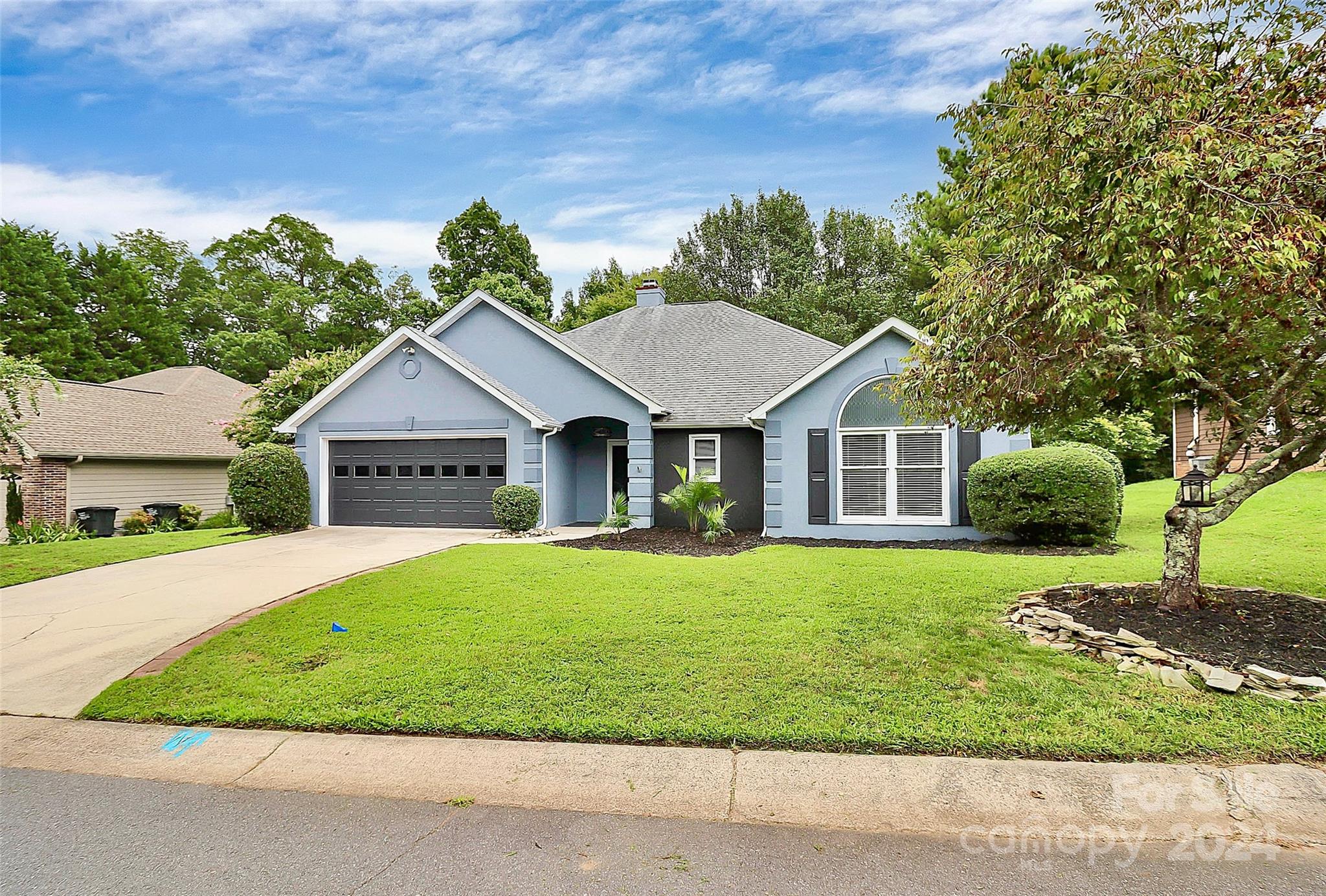 Tega Cay - Residential