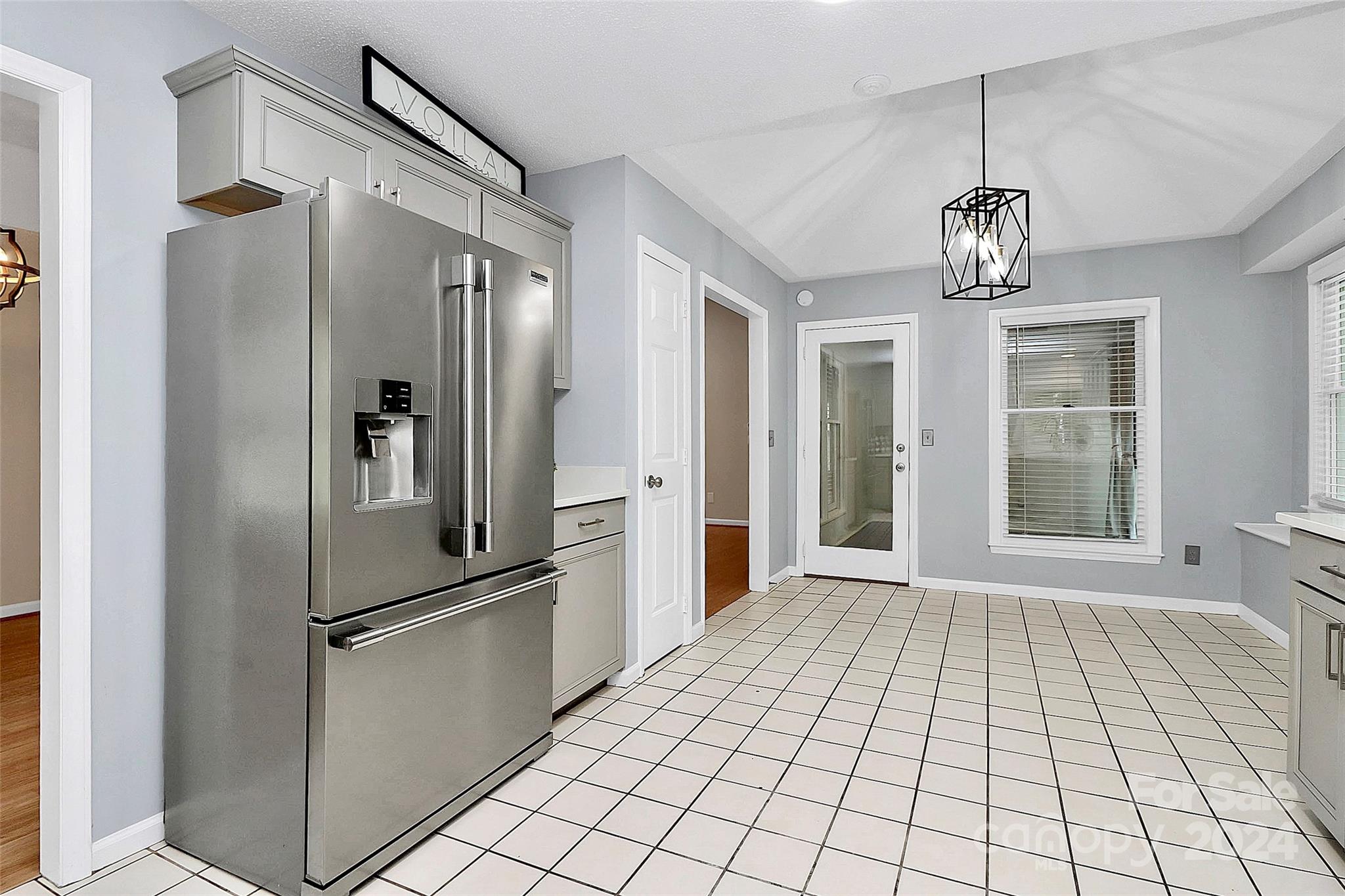 Tega Cay - Residential